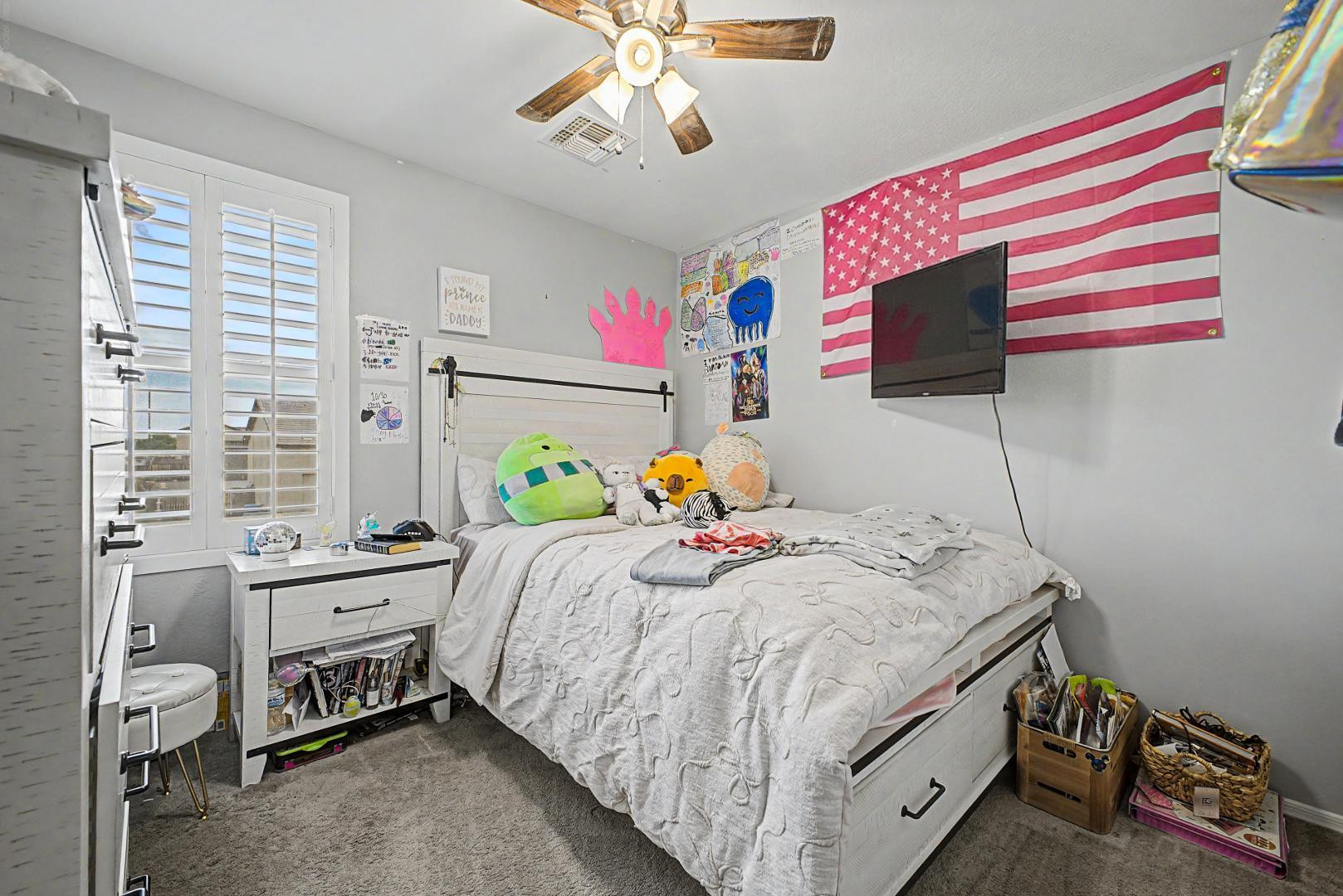 18235 W Ida