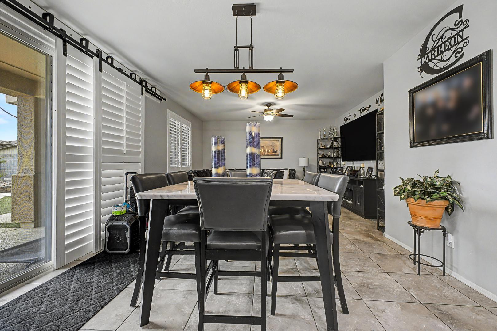 18235 W Ida