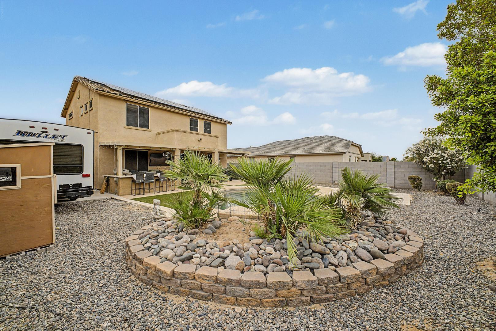 18235 W Ida