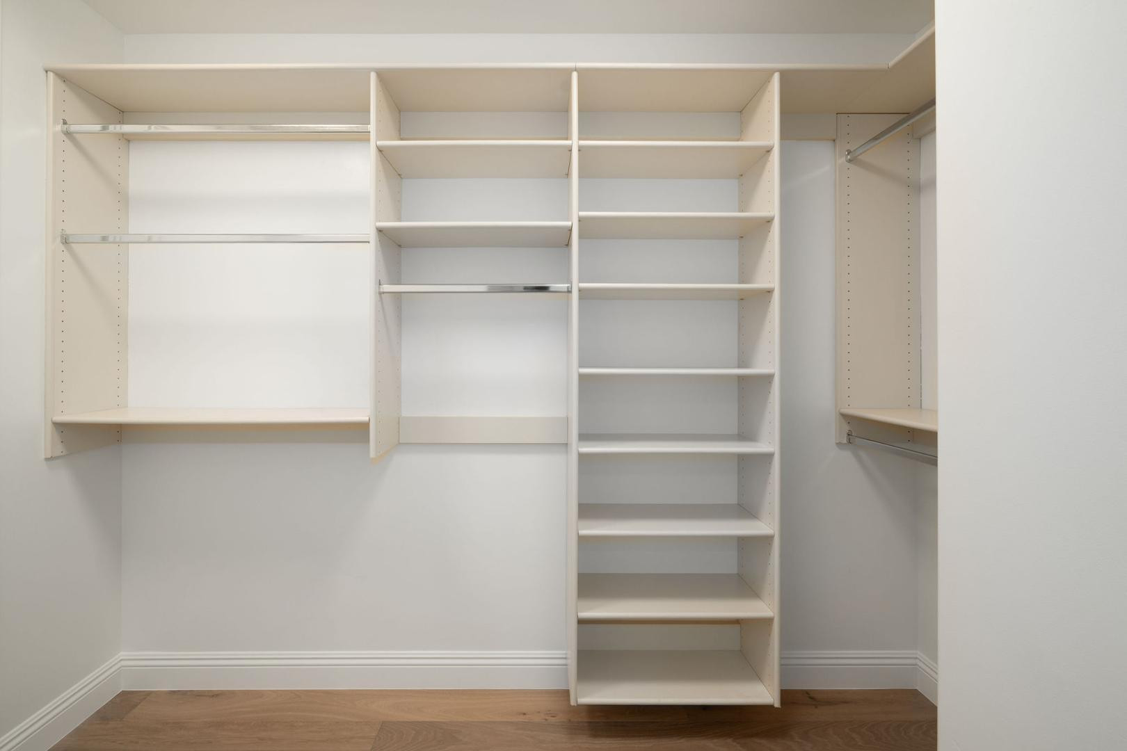 7181 E Camelback 504