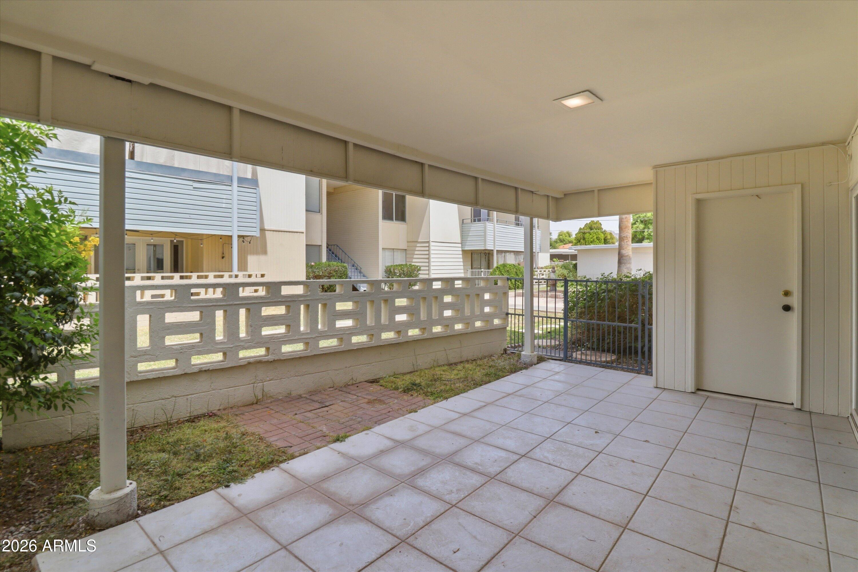 100 W MARYLAND Avenue H1