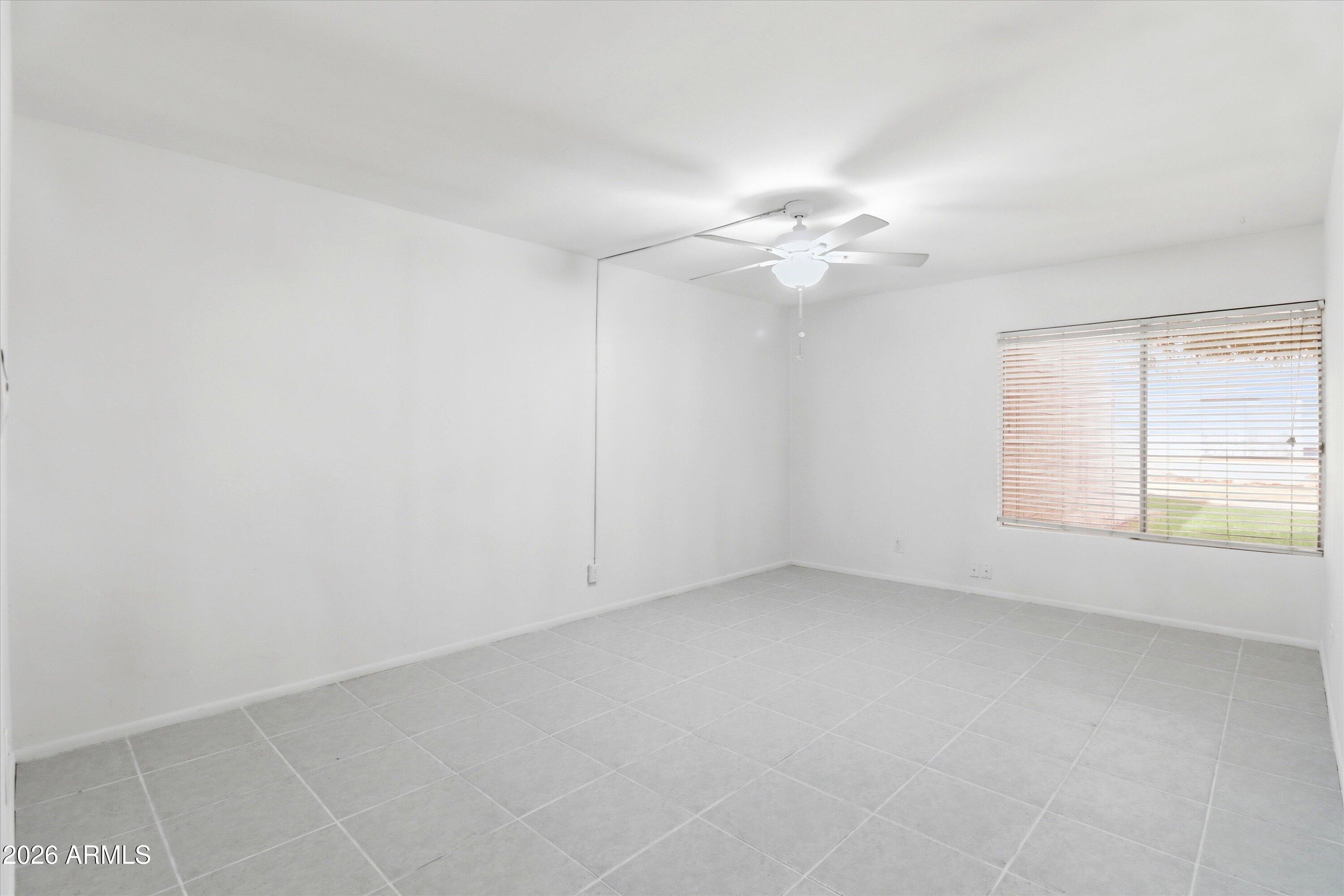 100 W MARYLAND Avenue H1