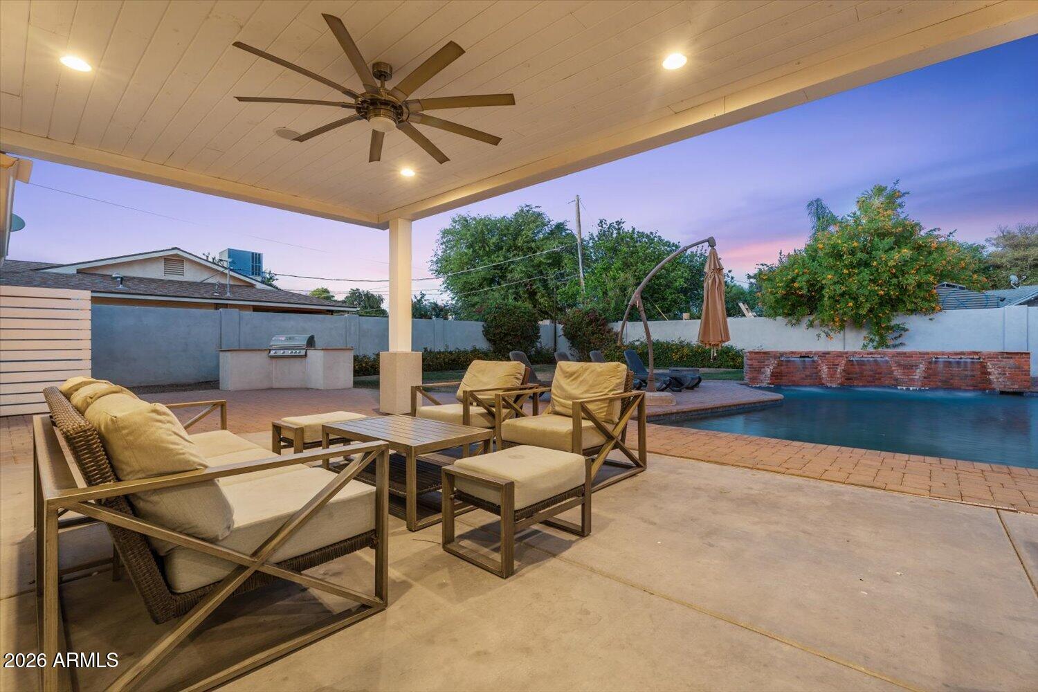 3401 N 34TH Place