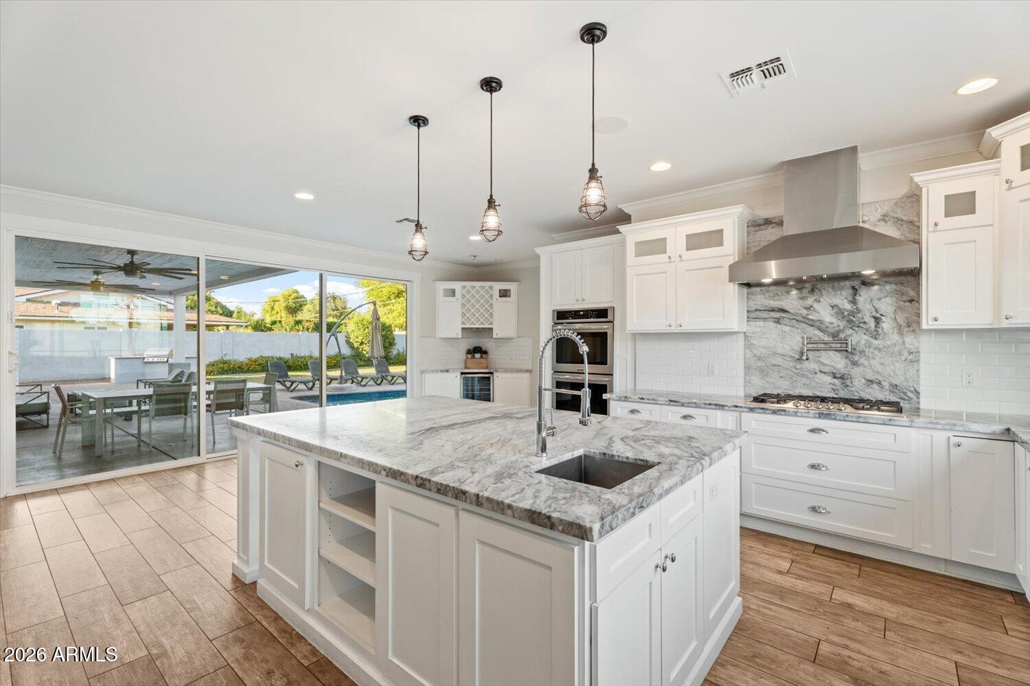 3401 N 34TH Place