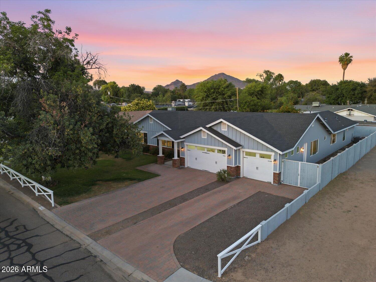 3401 N 34TH Place