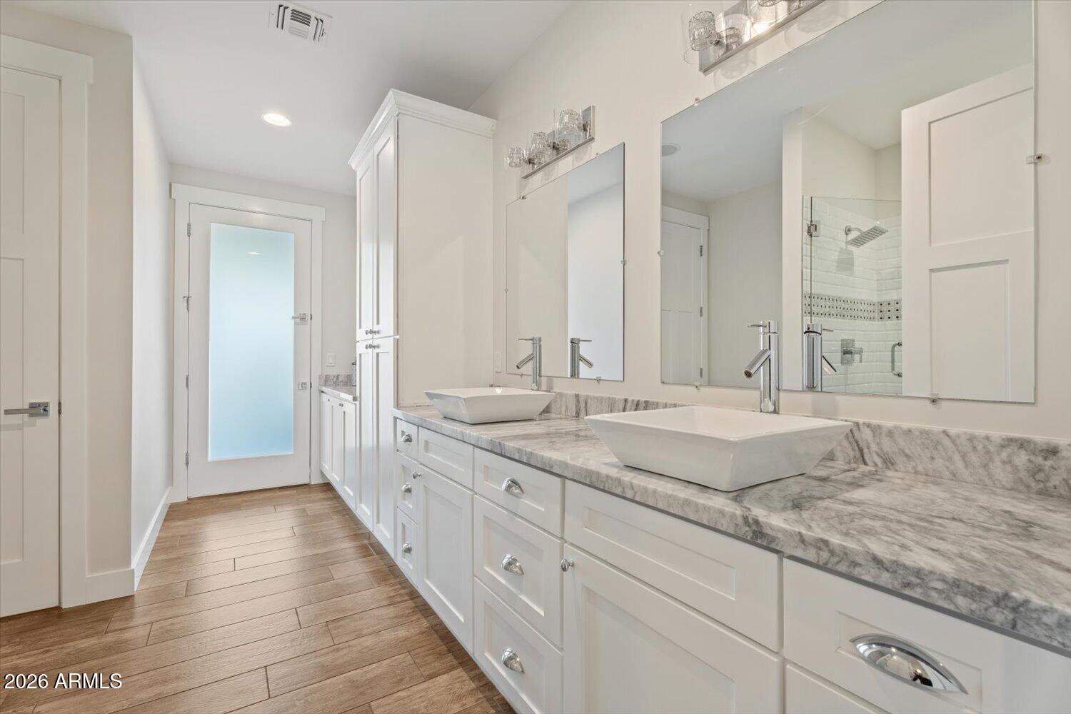 3401 N 34TH Place