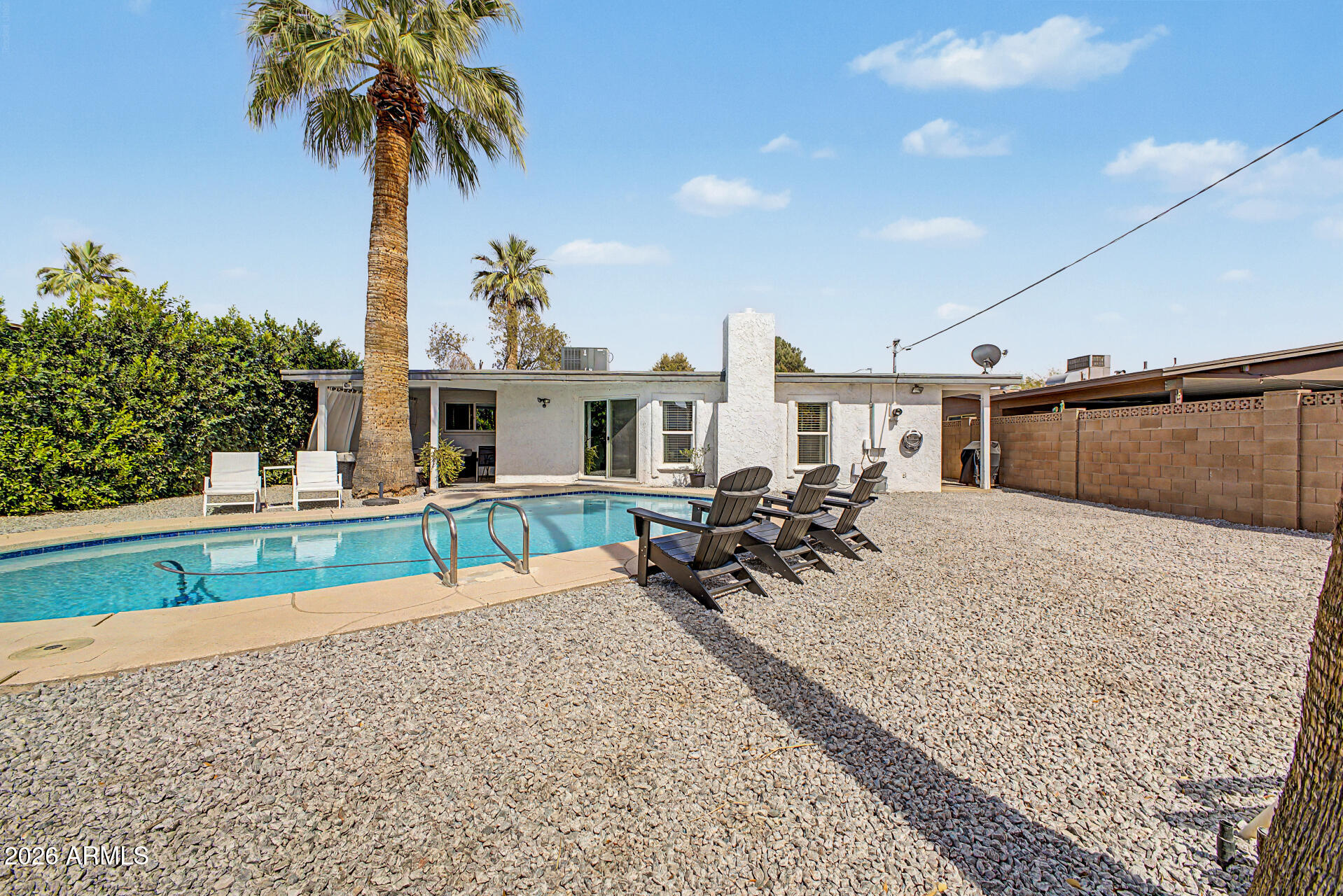 2708 N 26TH Place