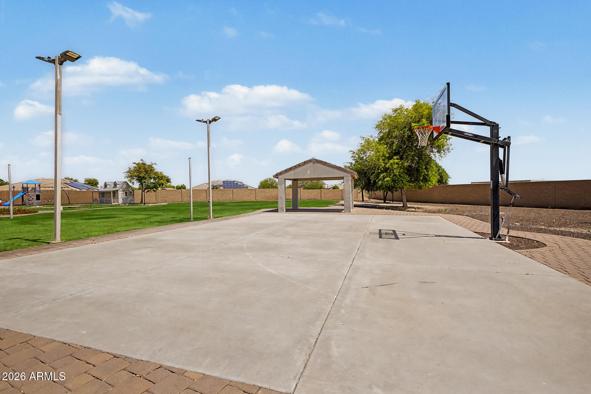 18209 W NORTH Court