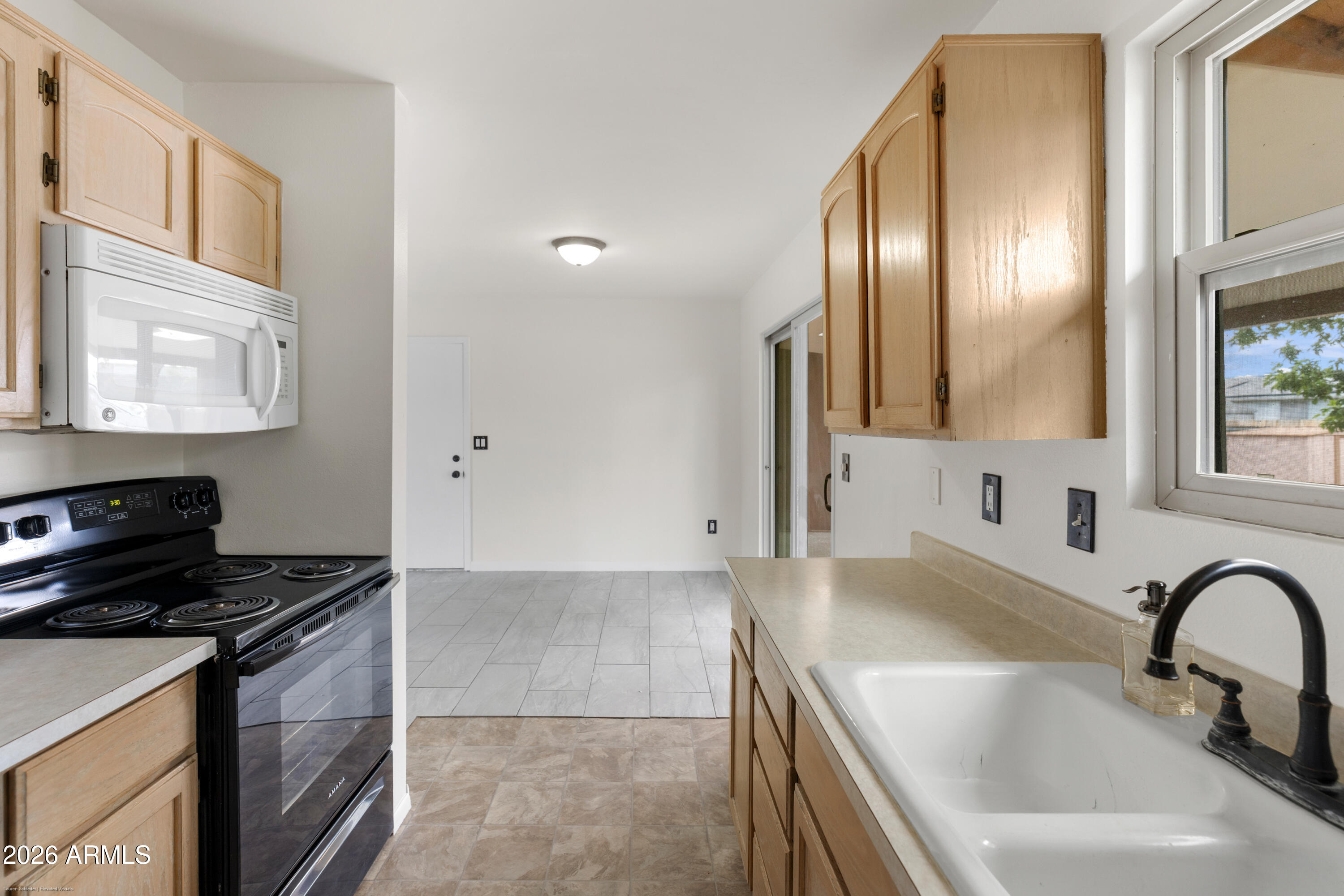 3231 N PRESCOTT EAST Highway