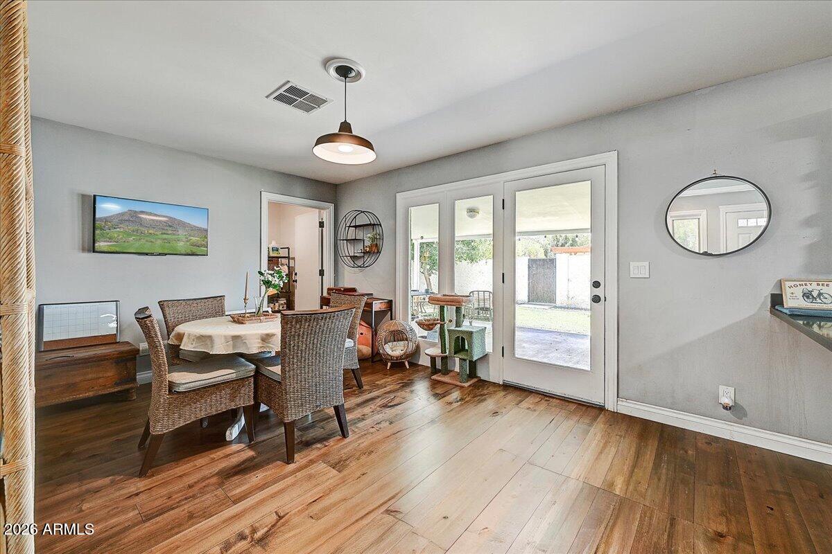 607 W 15TH Street