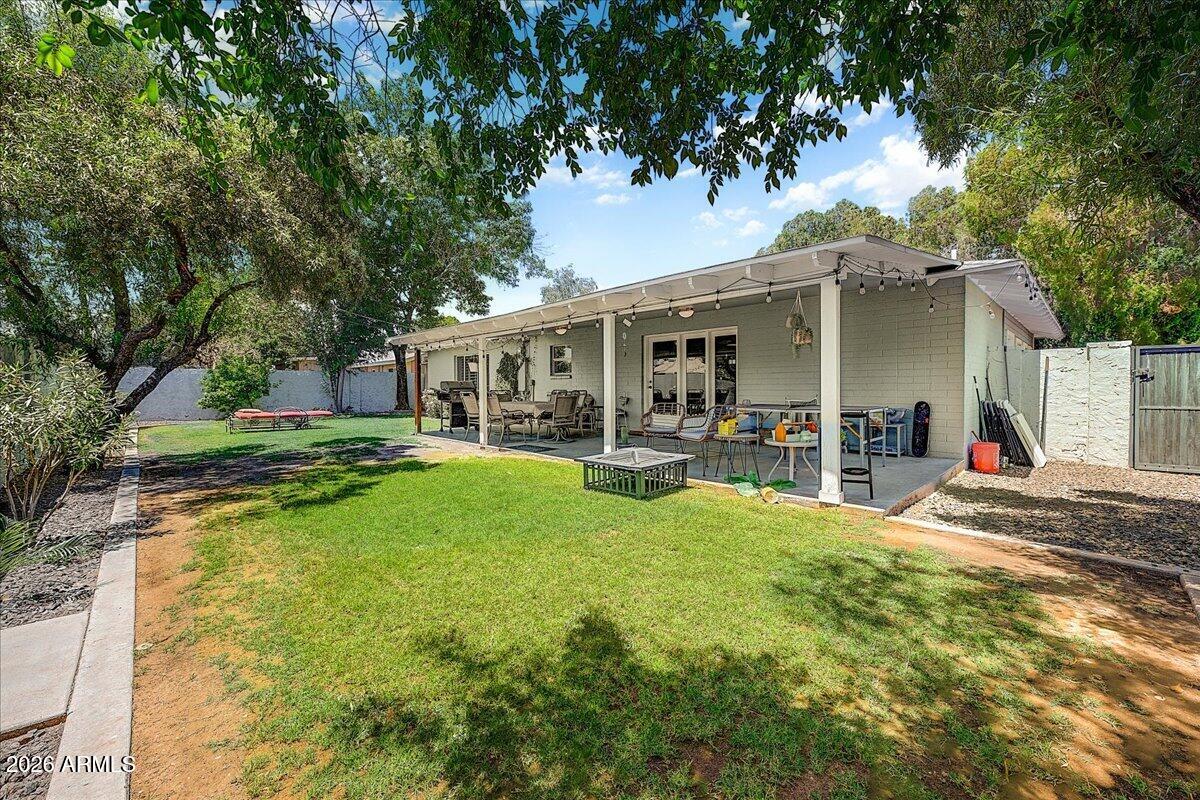 607 W 15TH Street