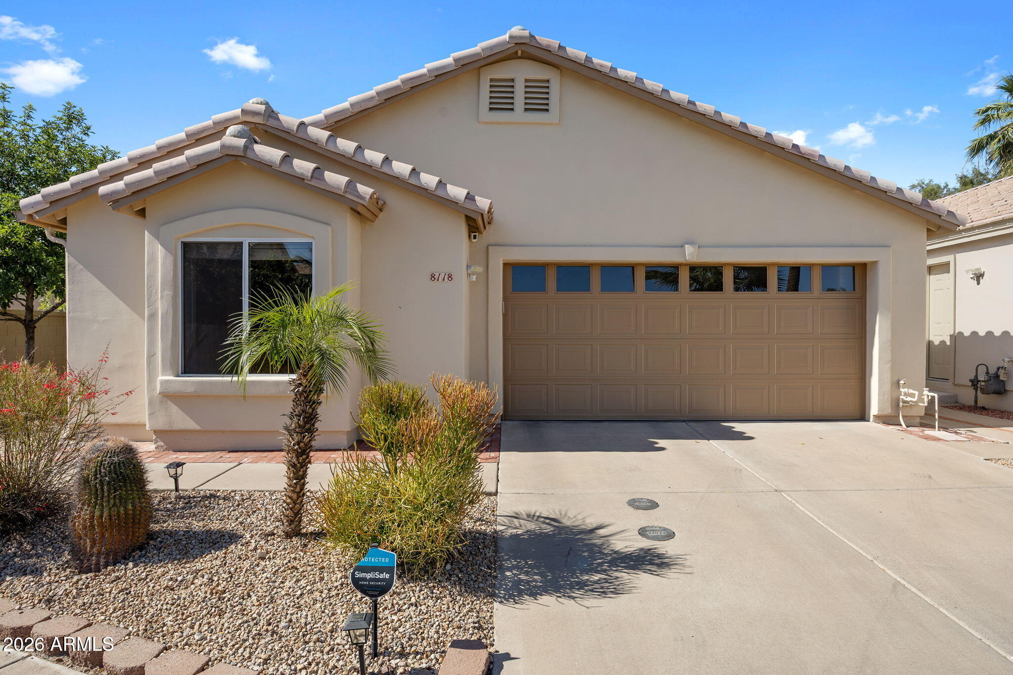 8118 N 10TH Place