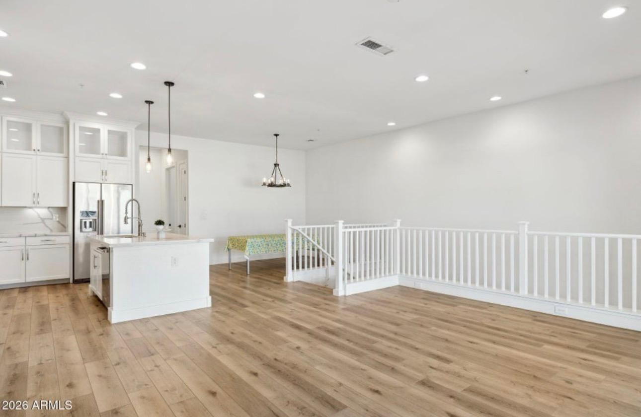 6565 E Thomas Road 1050