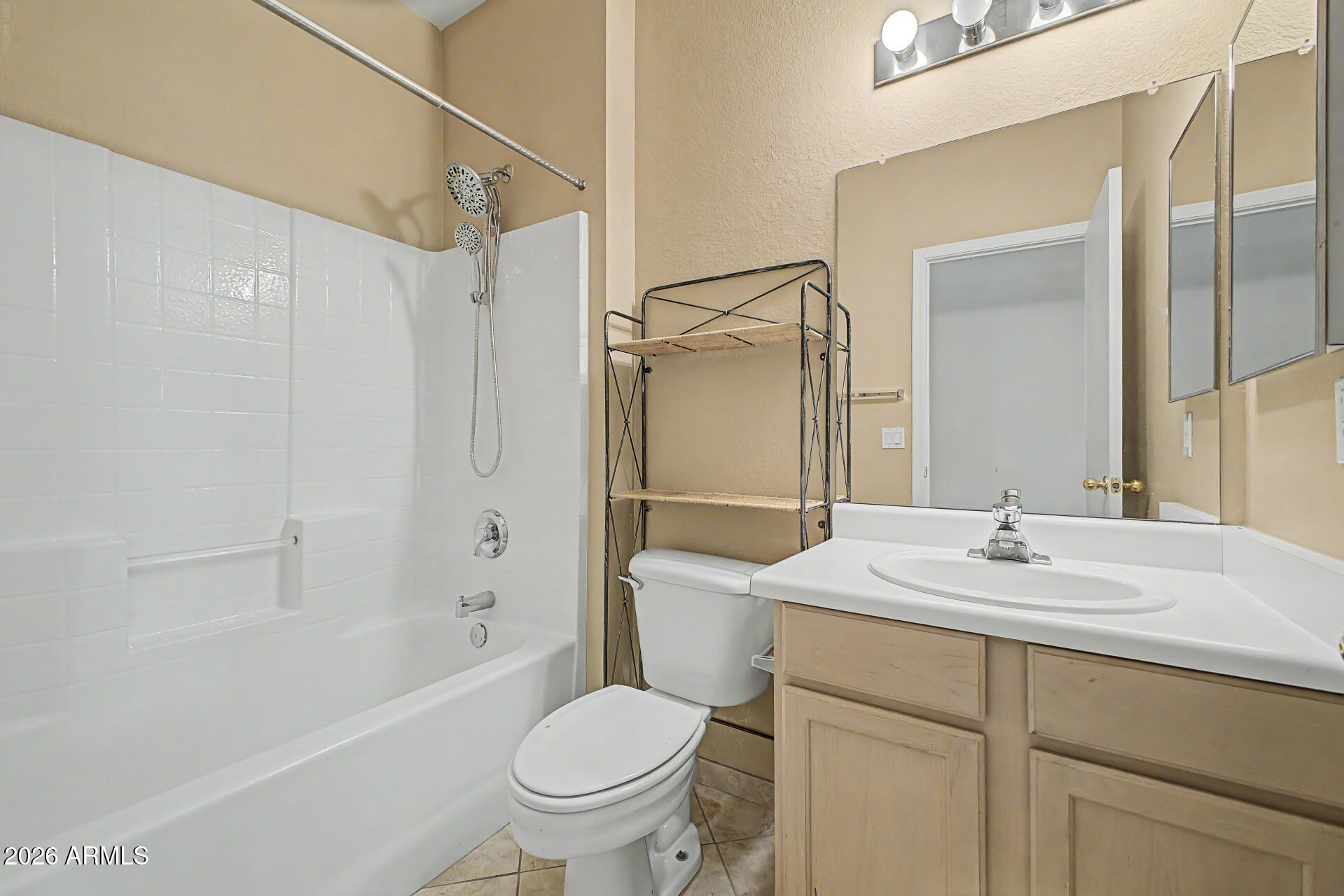 1750 W UNION HILLS Drive 78