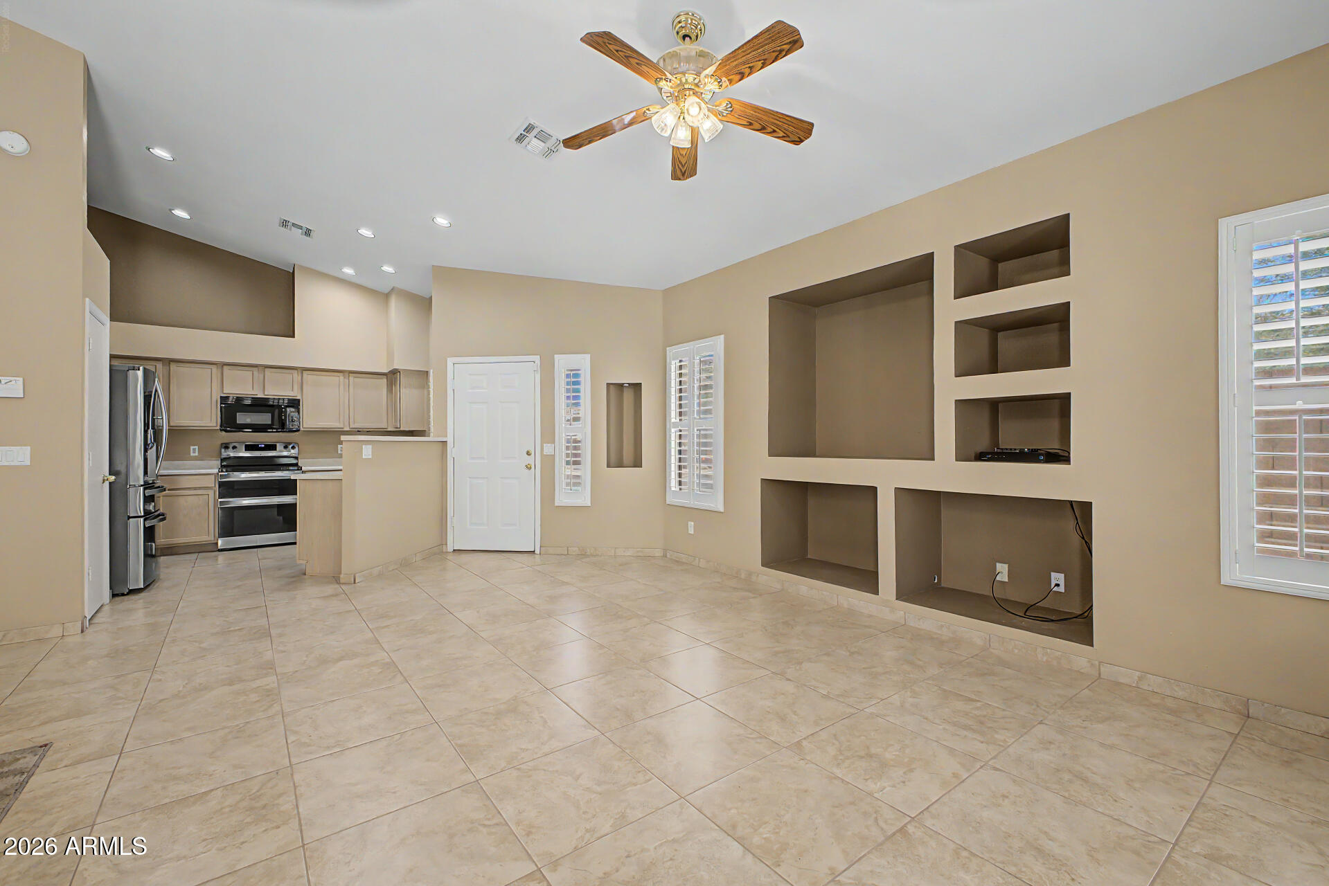 1750 W UNION HILLS Drive 78