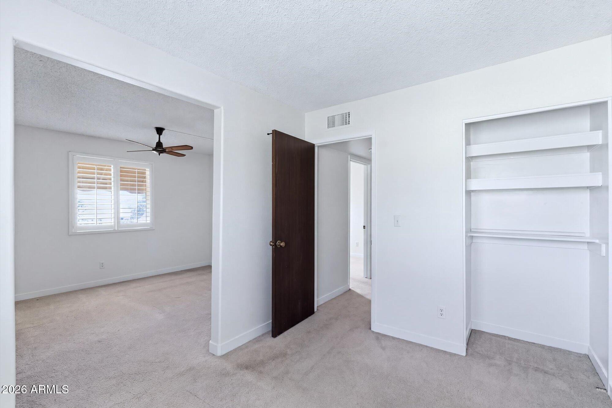 10208 N 8TH Place B