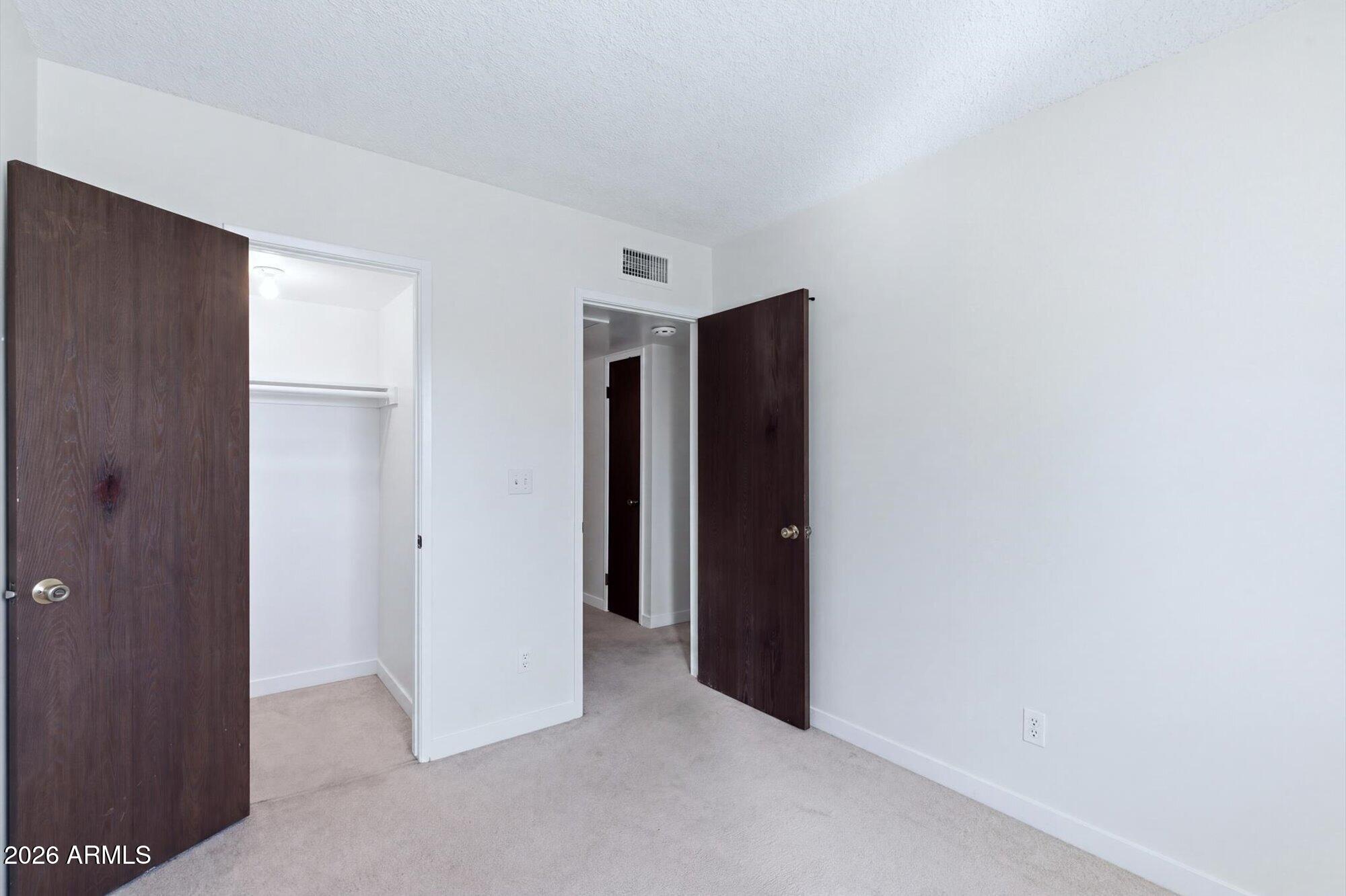 10208 N 8TH Place B