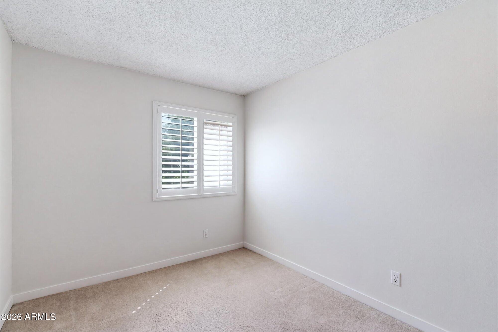 10208 N 8TH Place B