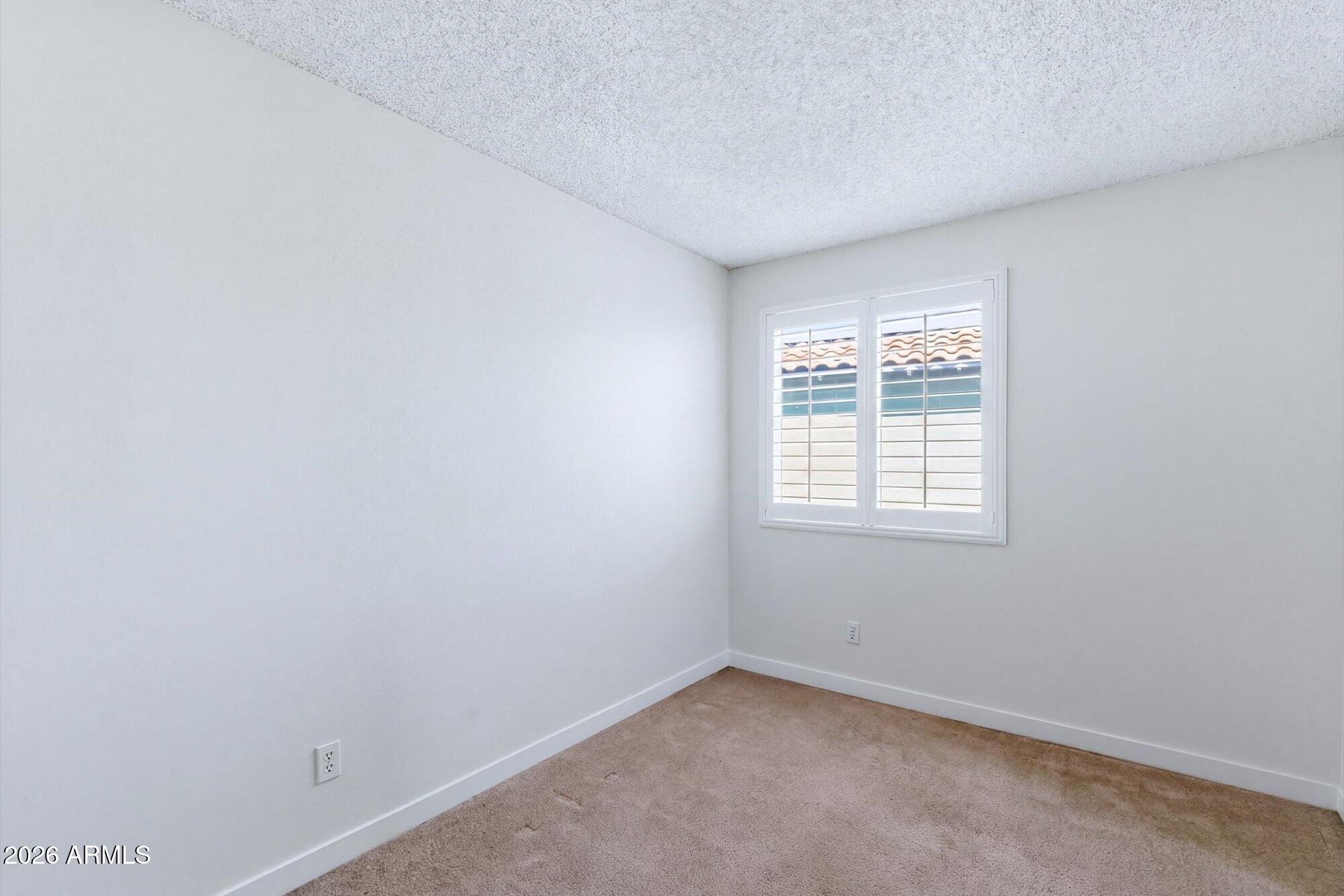 10208 N 8TH Place B