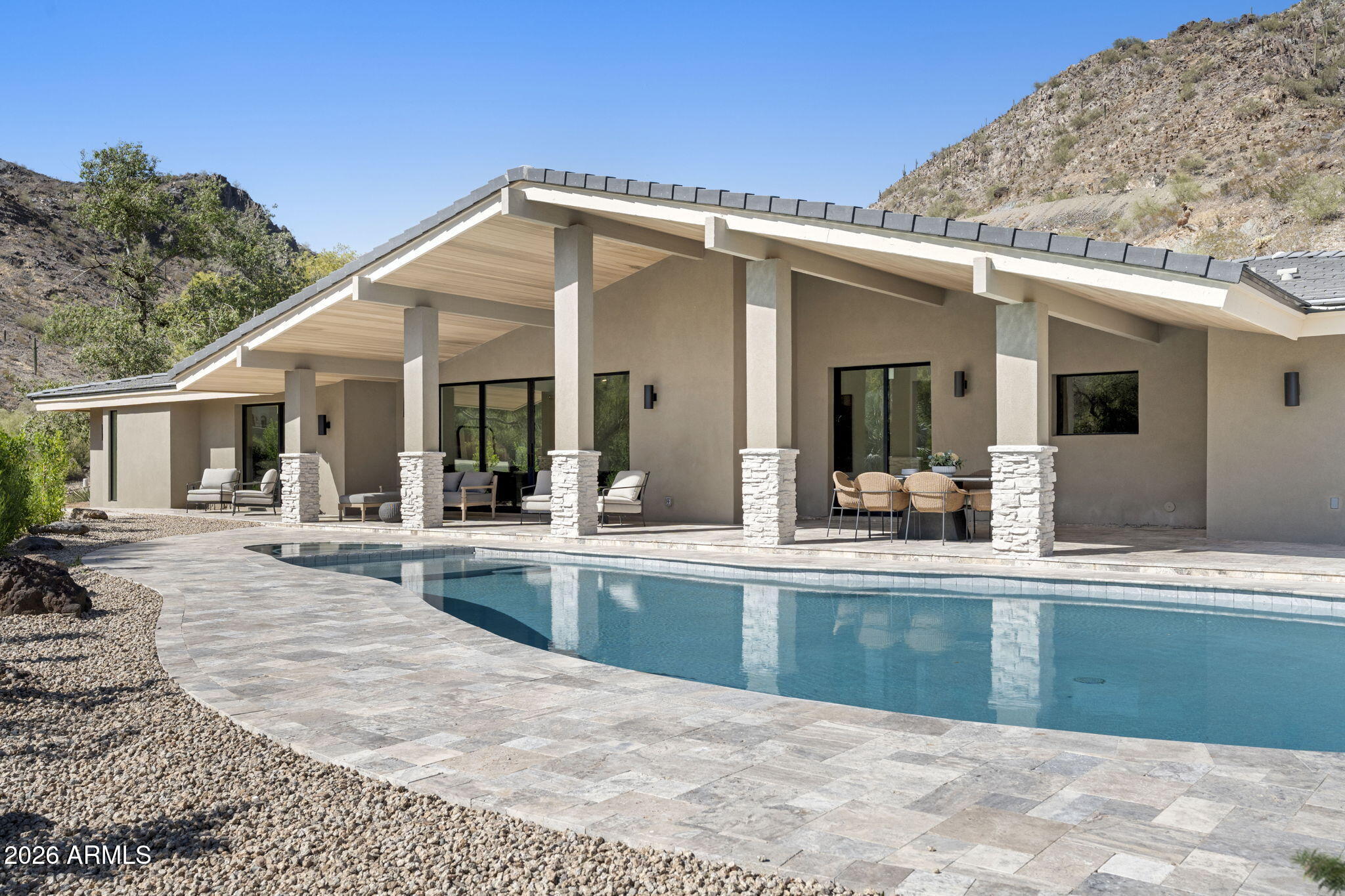 3500 E LINCOLN Drive 26