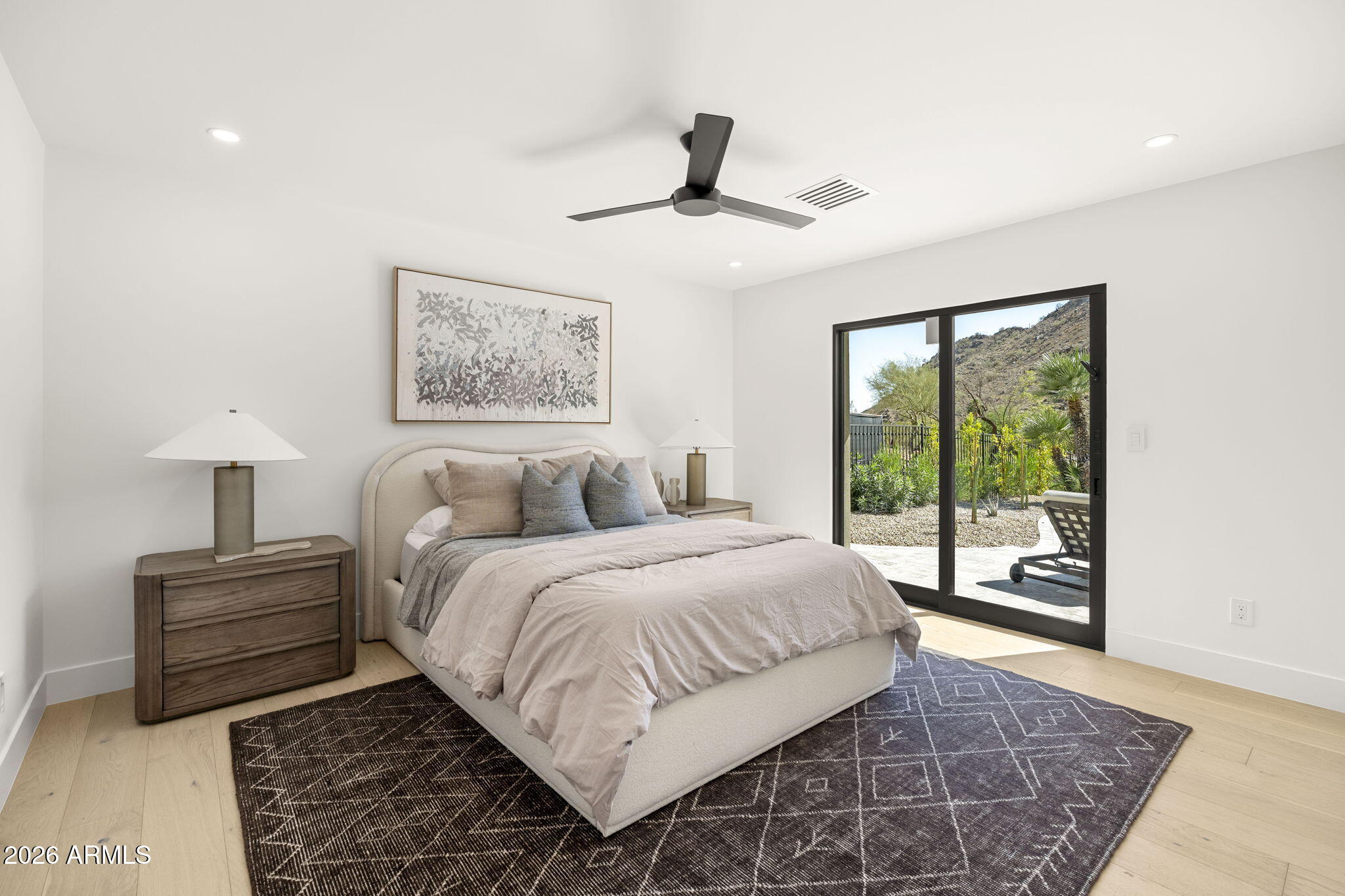 3500 E LINCOLN Drive 26