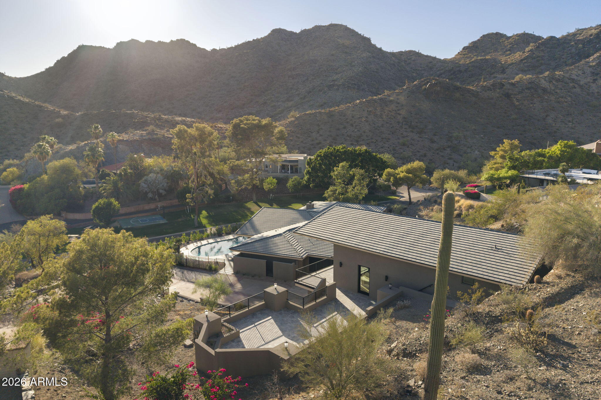 3500 E LINCOLN Drive 26
