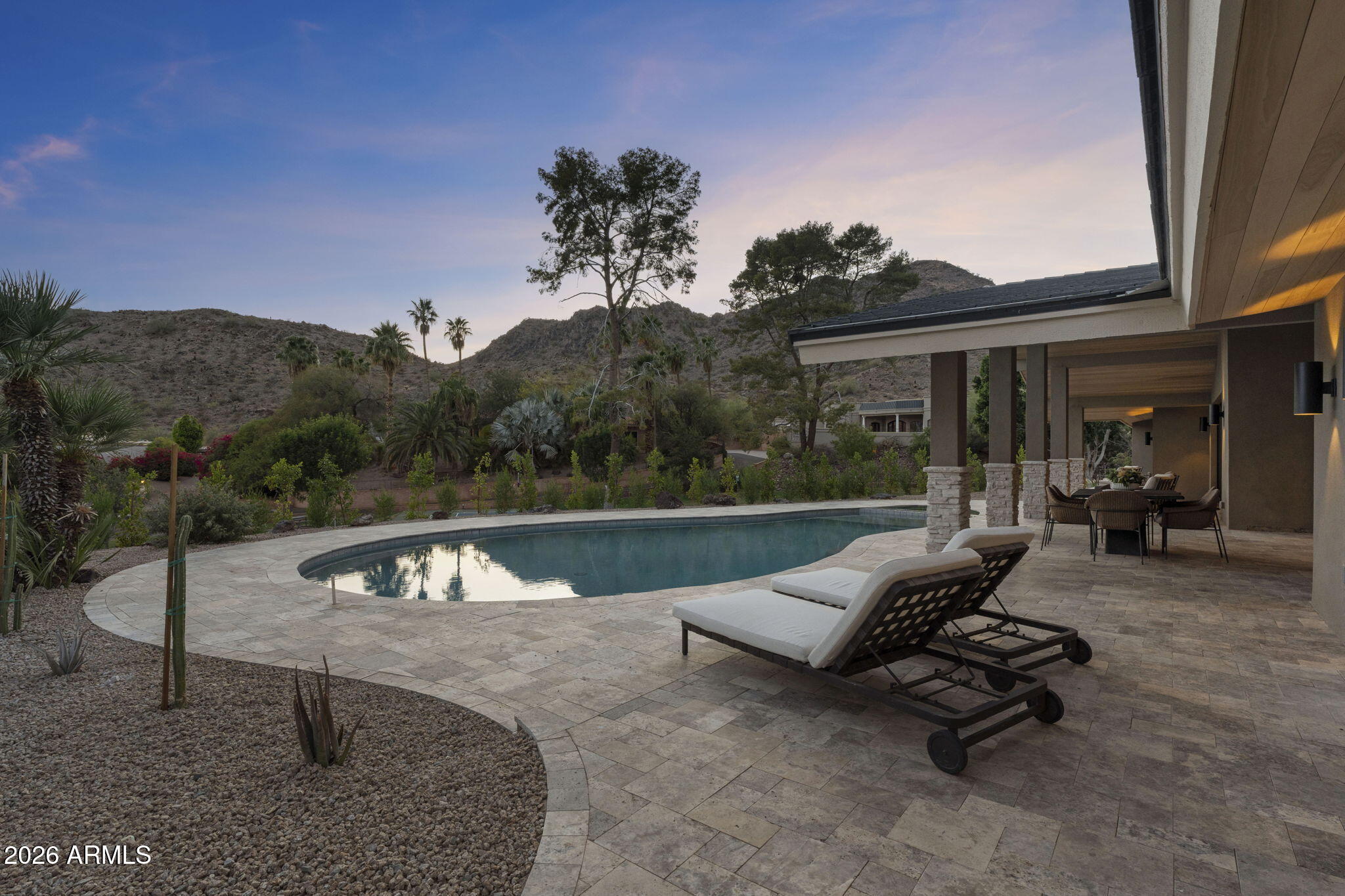 3500 E LINCOLN Drive 26