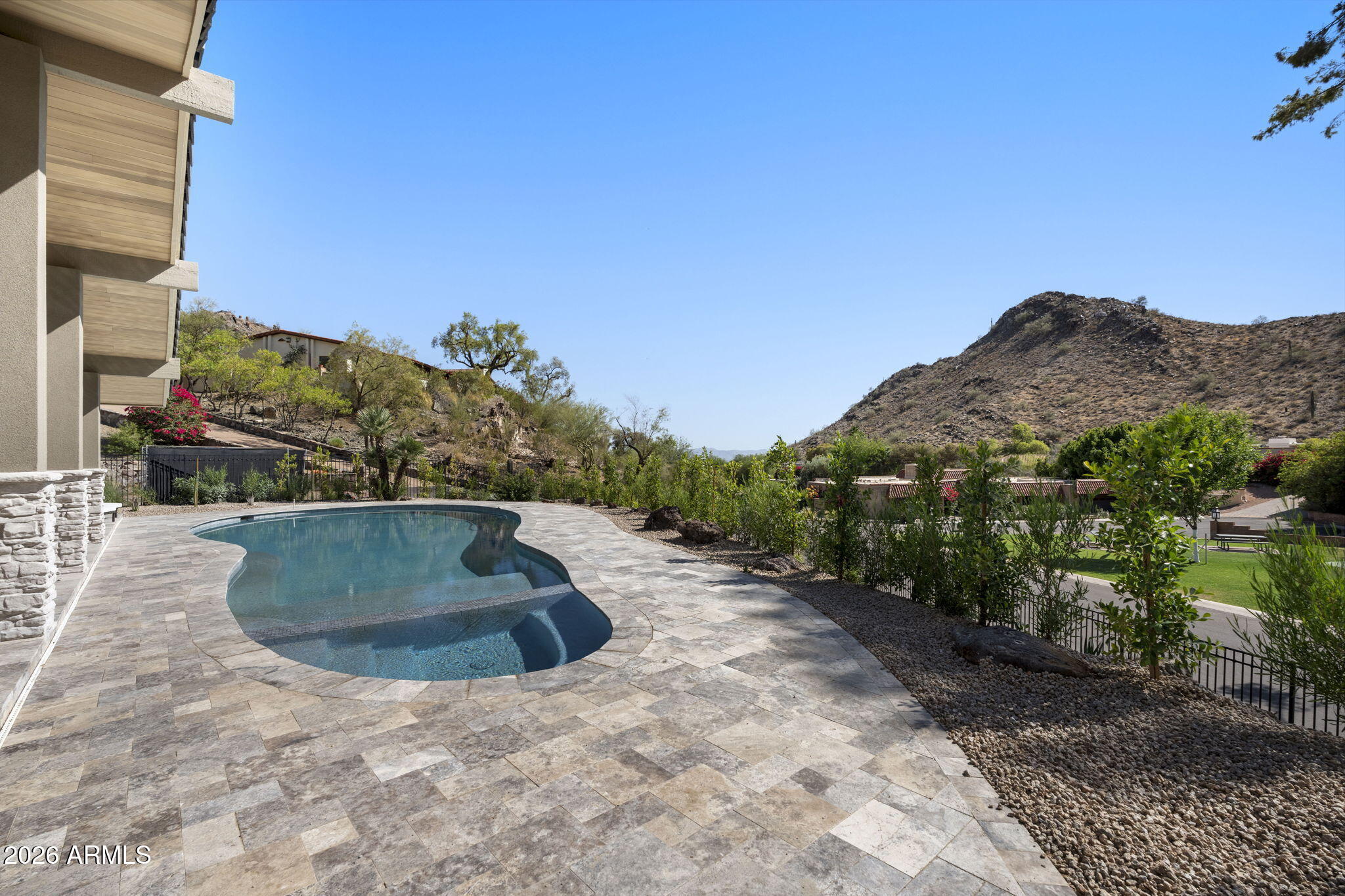 3500 E LINCOLN Drive 26