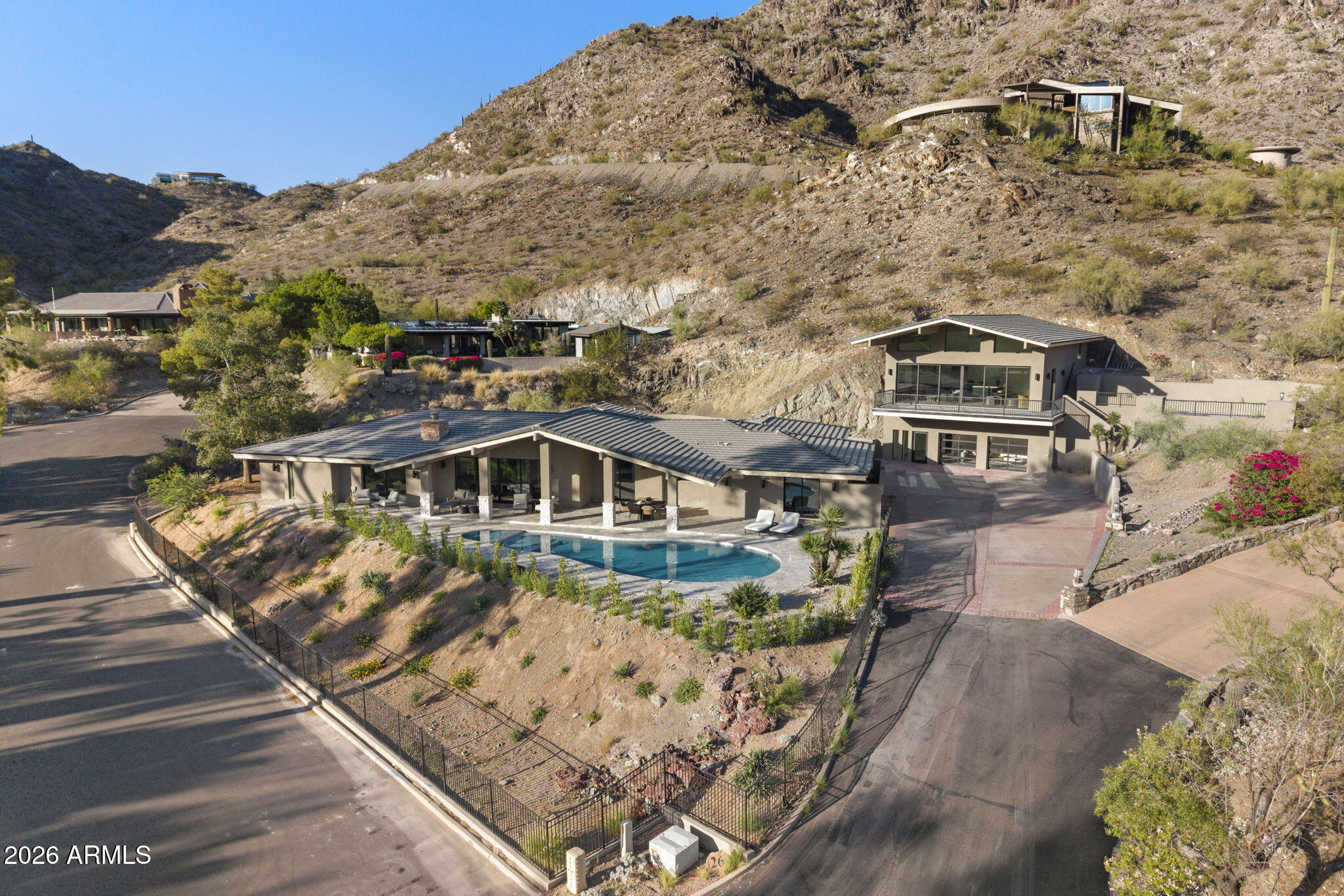 3500 E LINCOLN Drive 26