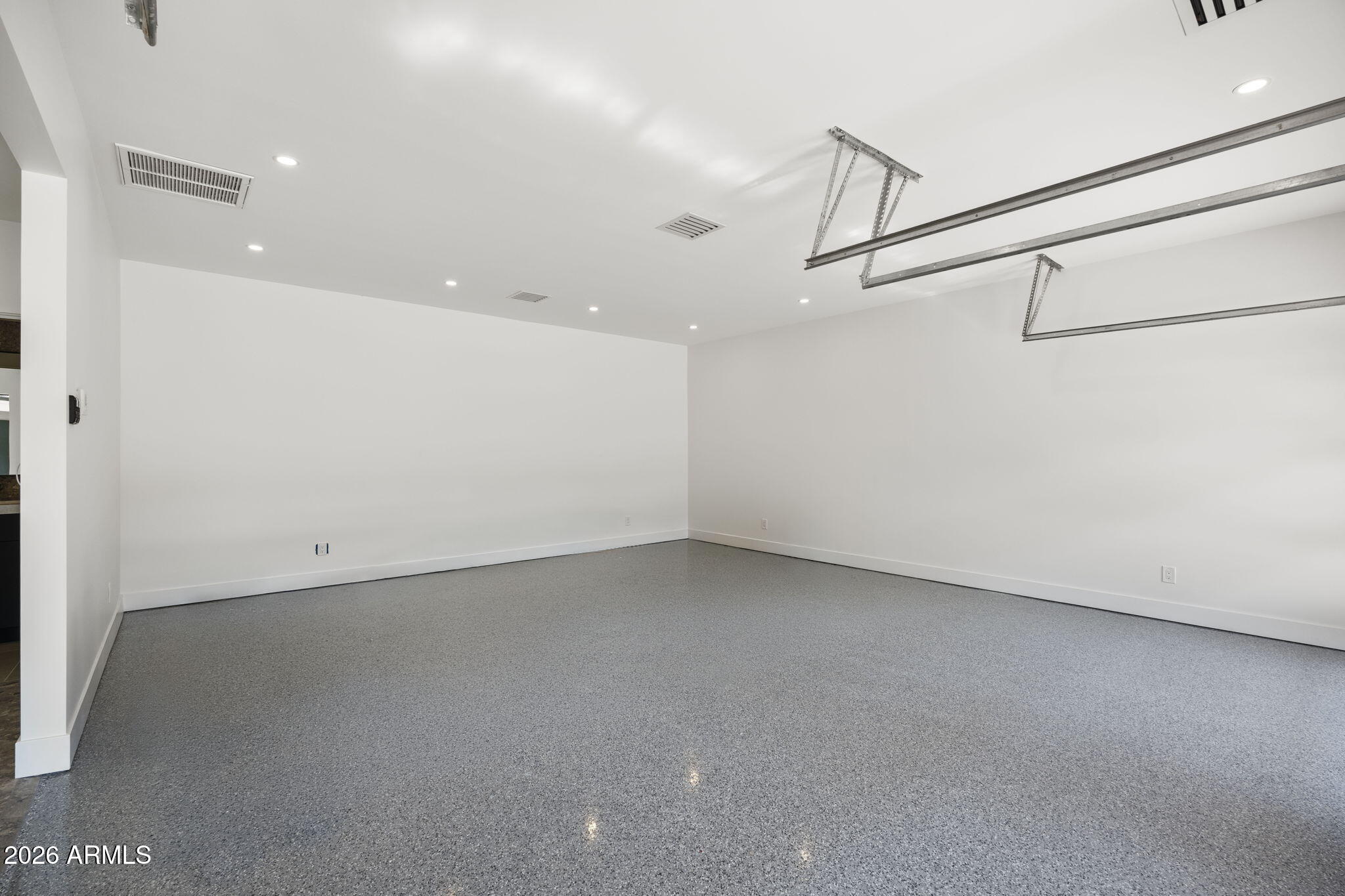 3500 E LINCOLN Drive 26