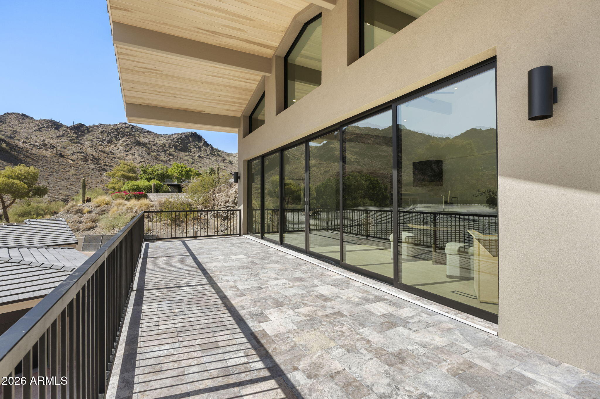 3500 E LINCOLN Drive 26