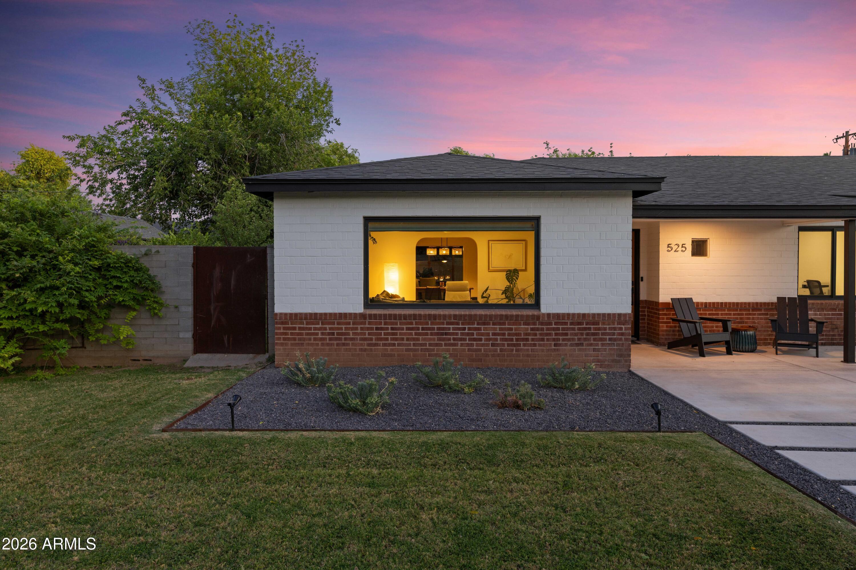 525 W PALO VERDE Drive