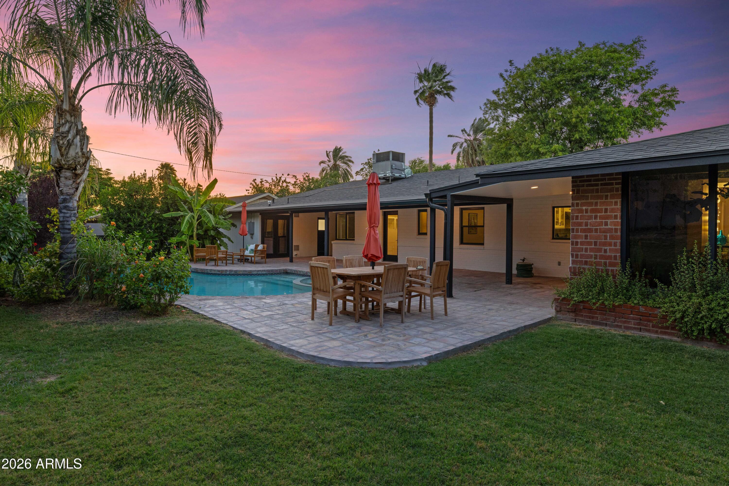 525 W PALO VERDE Drive