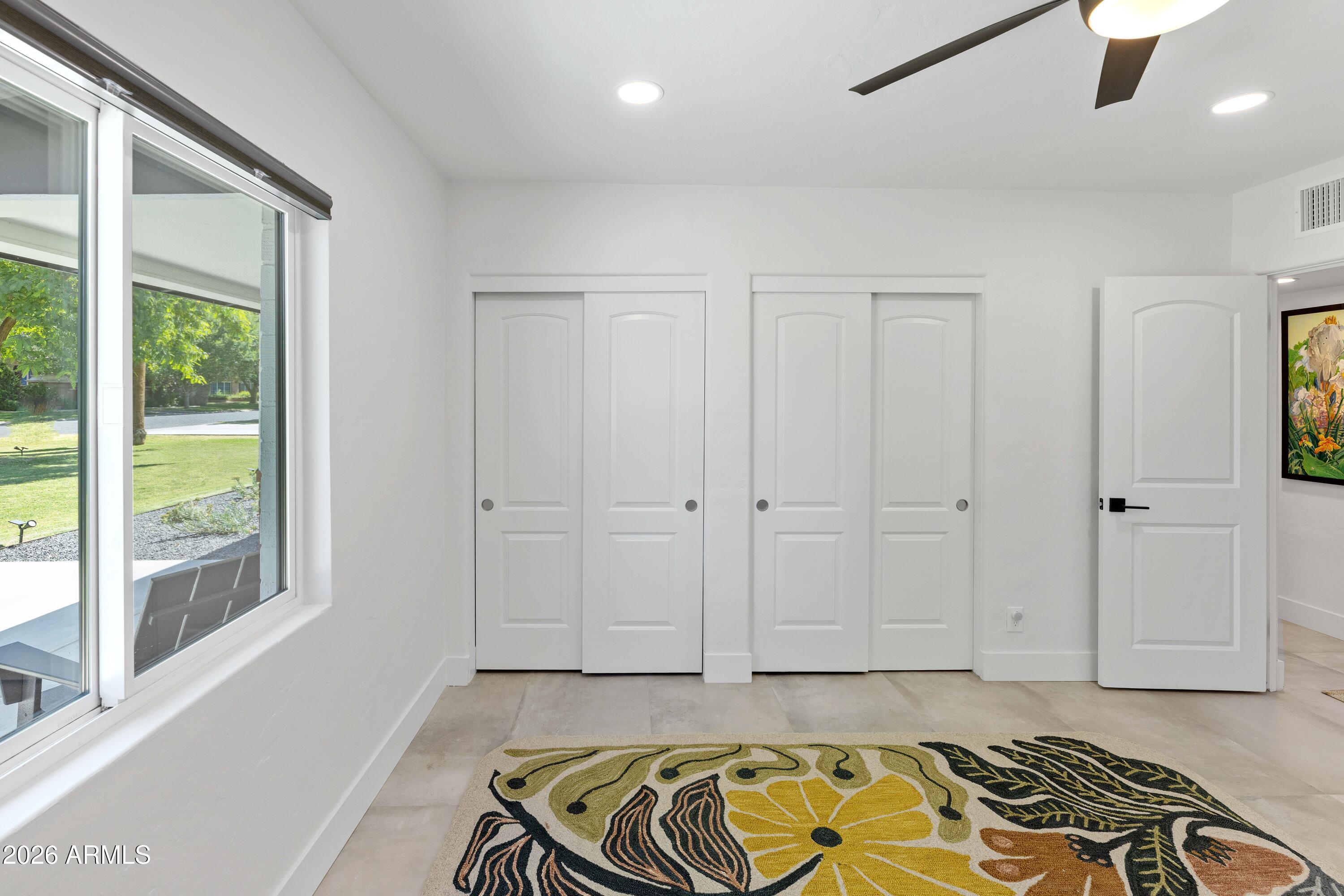 525 W PALO VERDE Drive