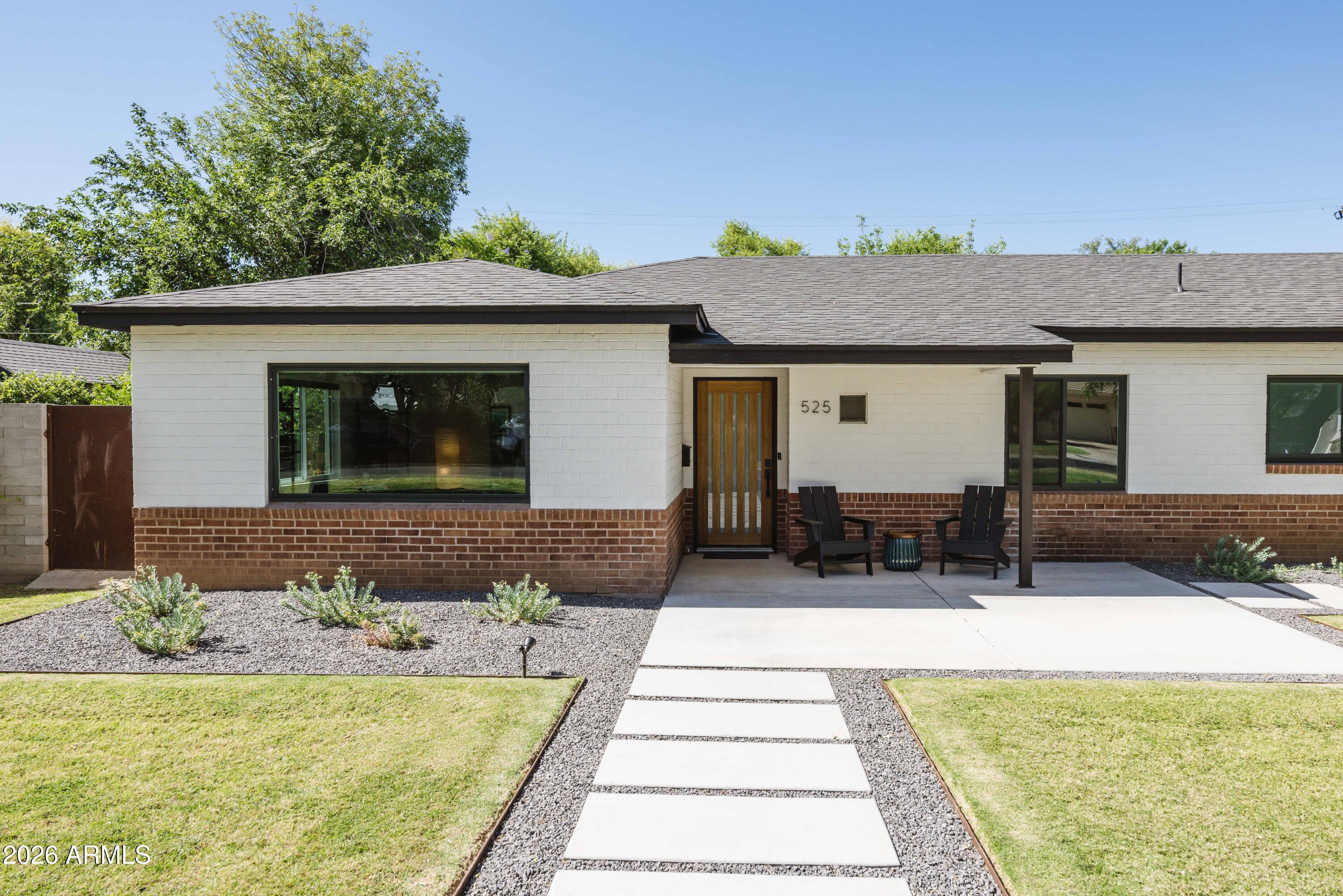 525 W PALO VERDE Drive