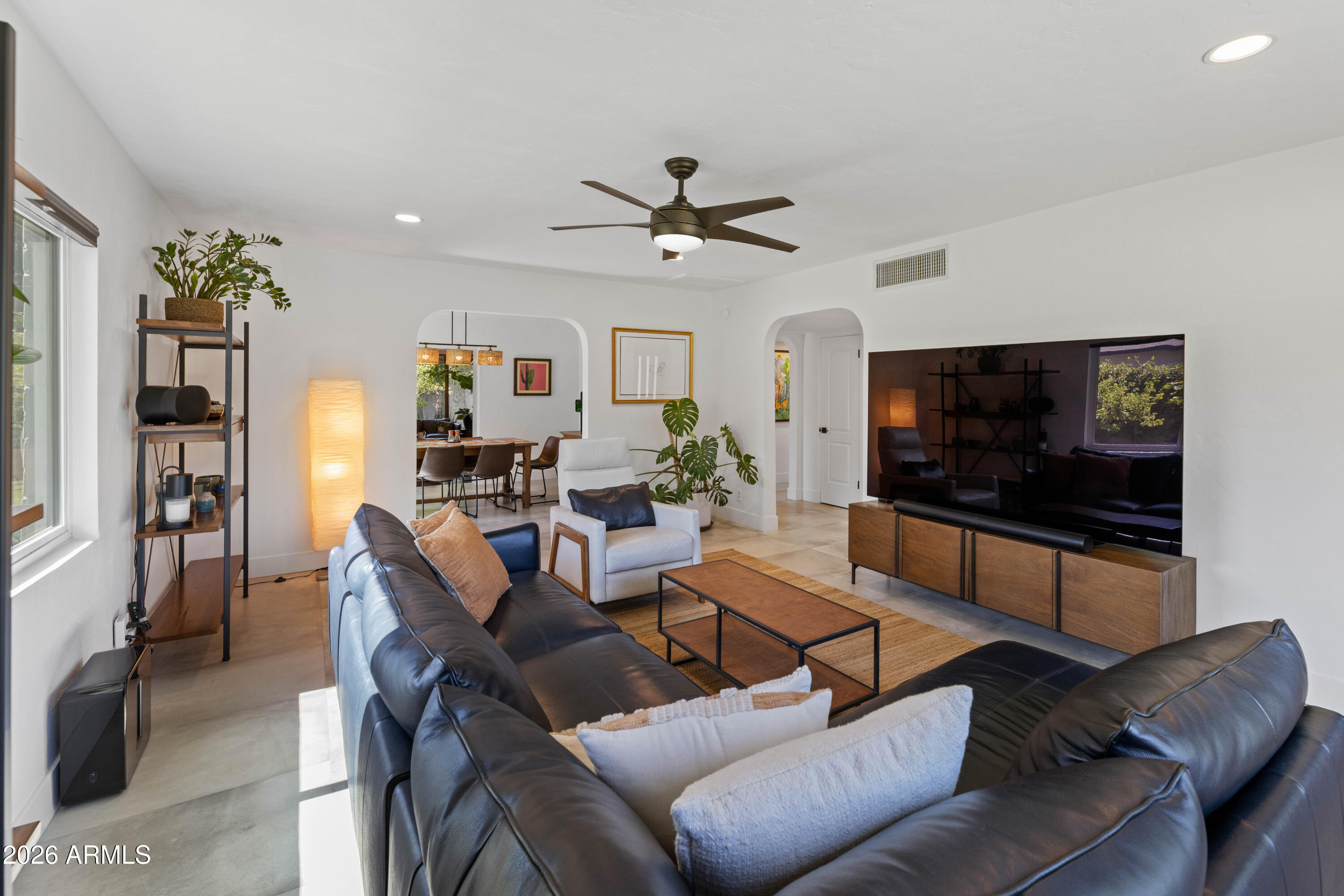 525 W PALO VERDE Drive
