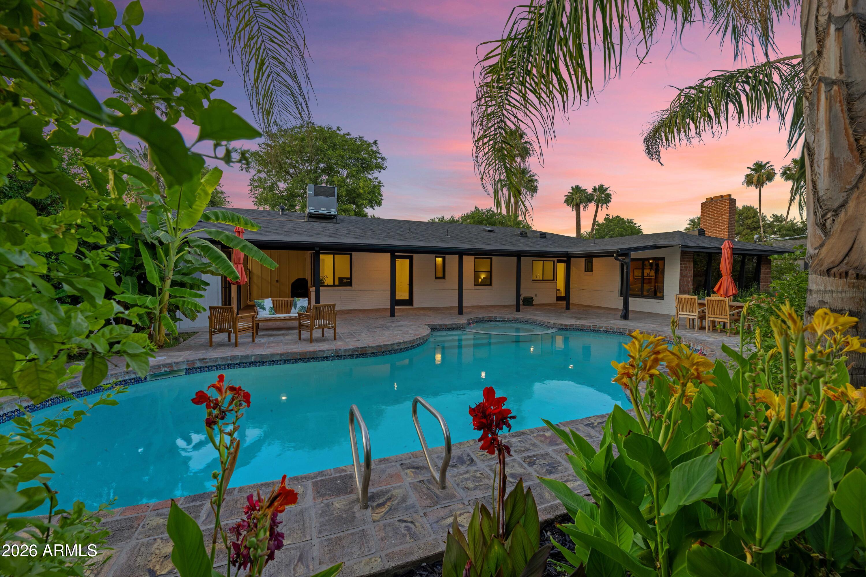 525 W PALO VERDE Drive