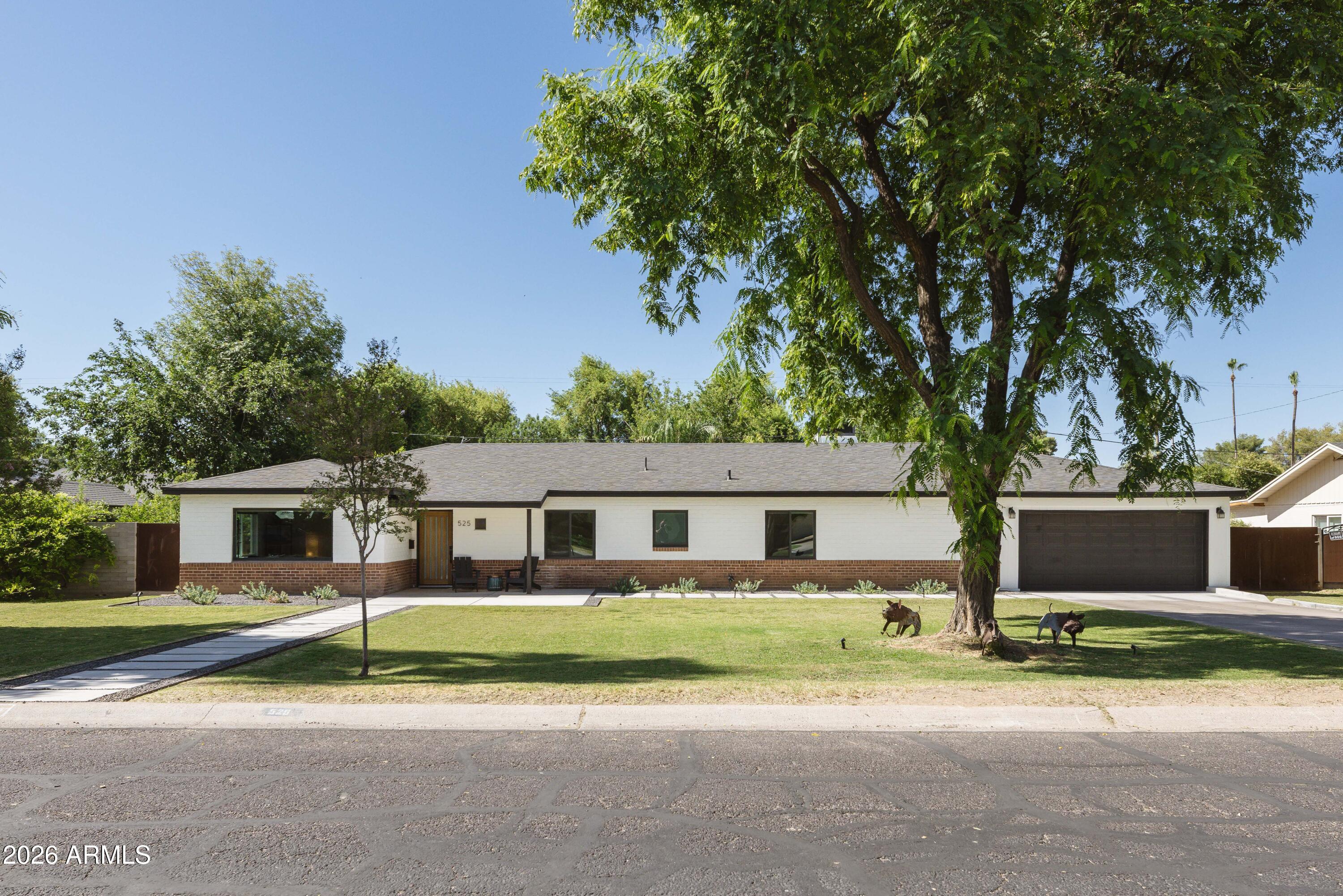 525 W PALO VERDE Drive
