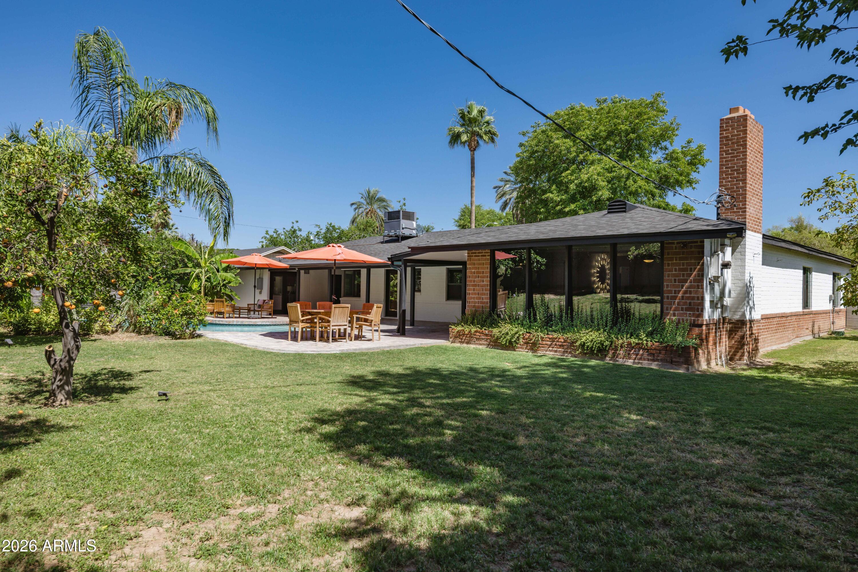 525 W PALO VERDE Drive