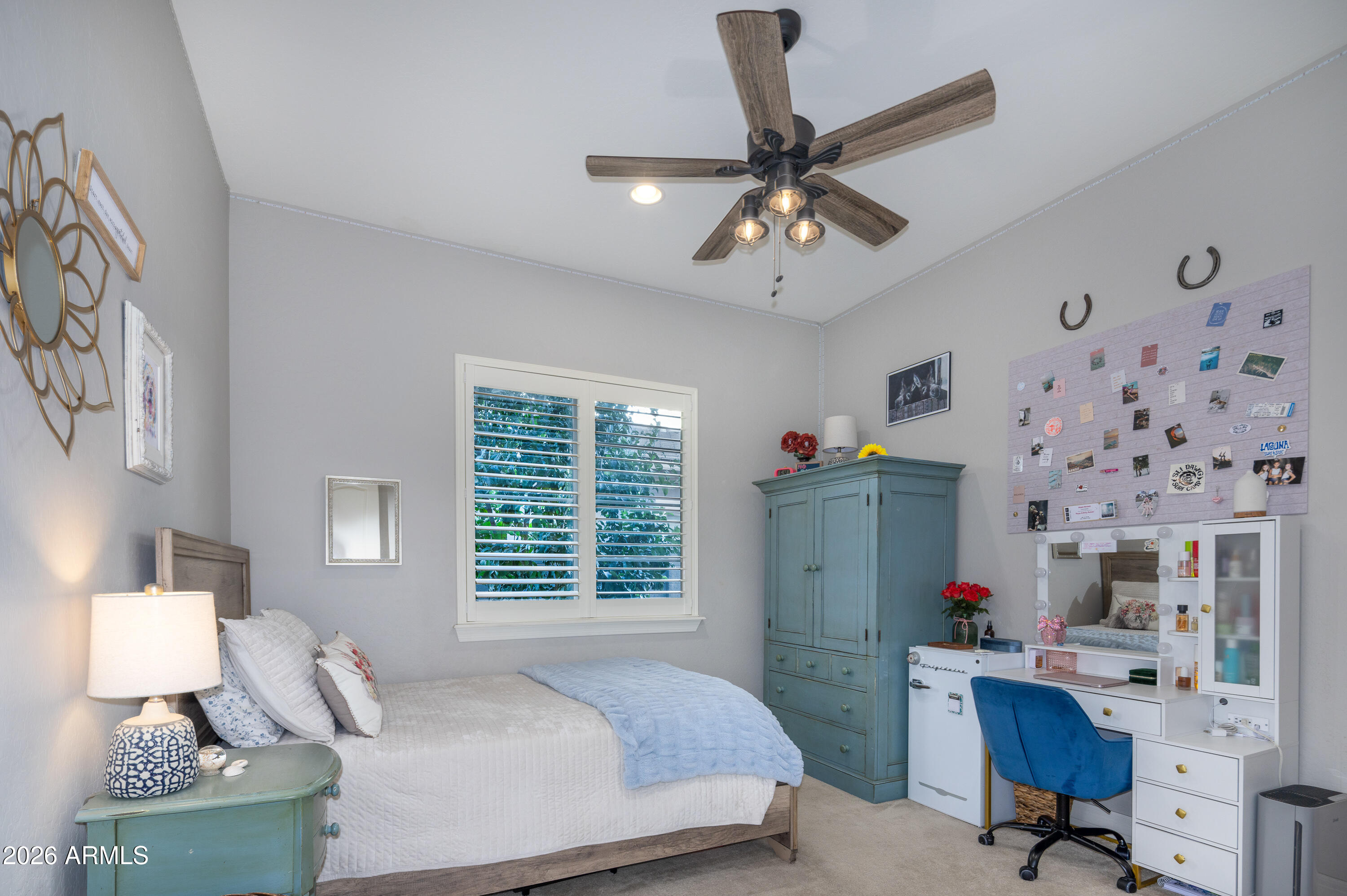 3672 E ARABIAN Drive