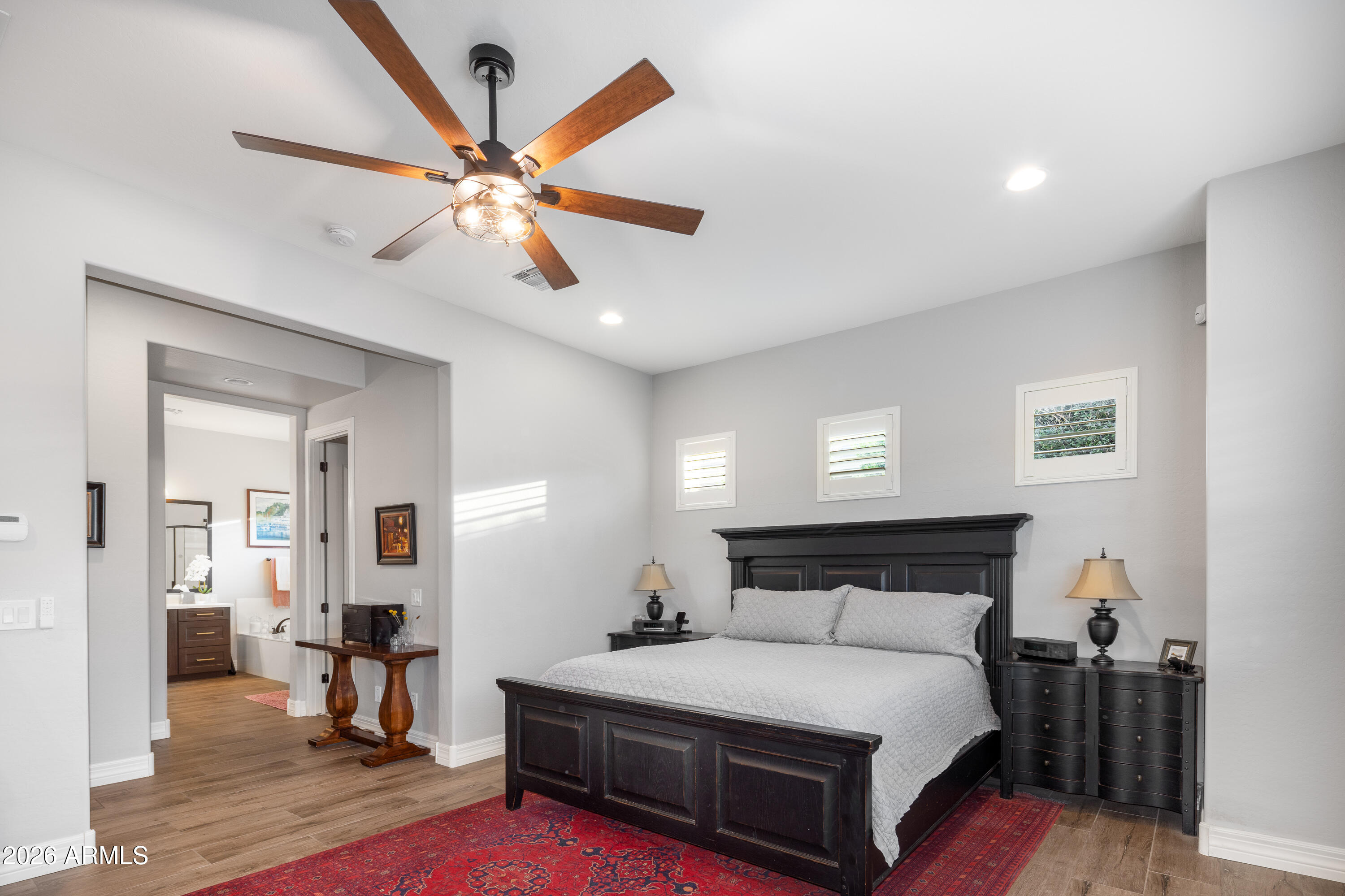 3672 E ARABIAN Drive