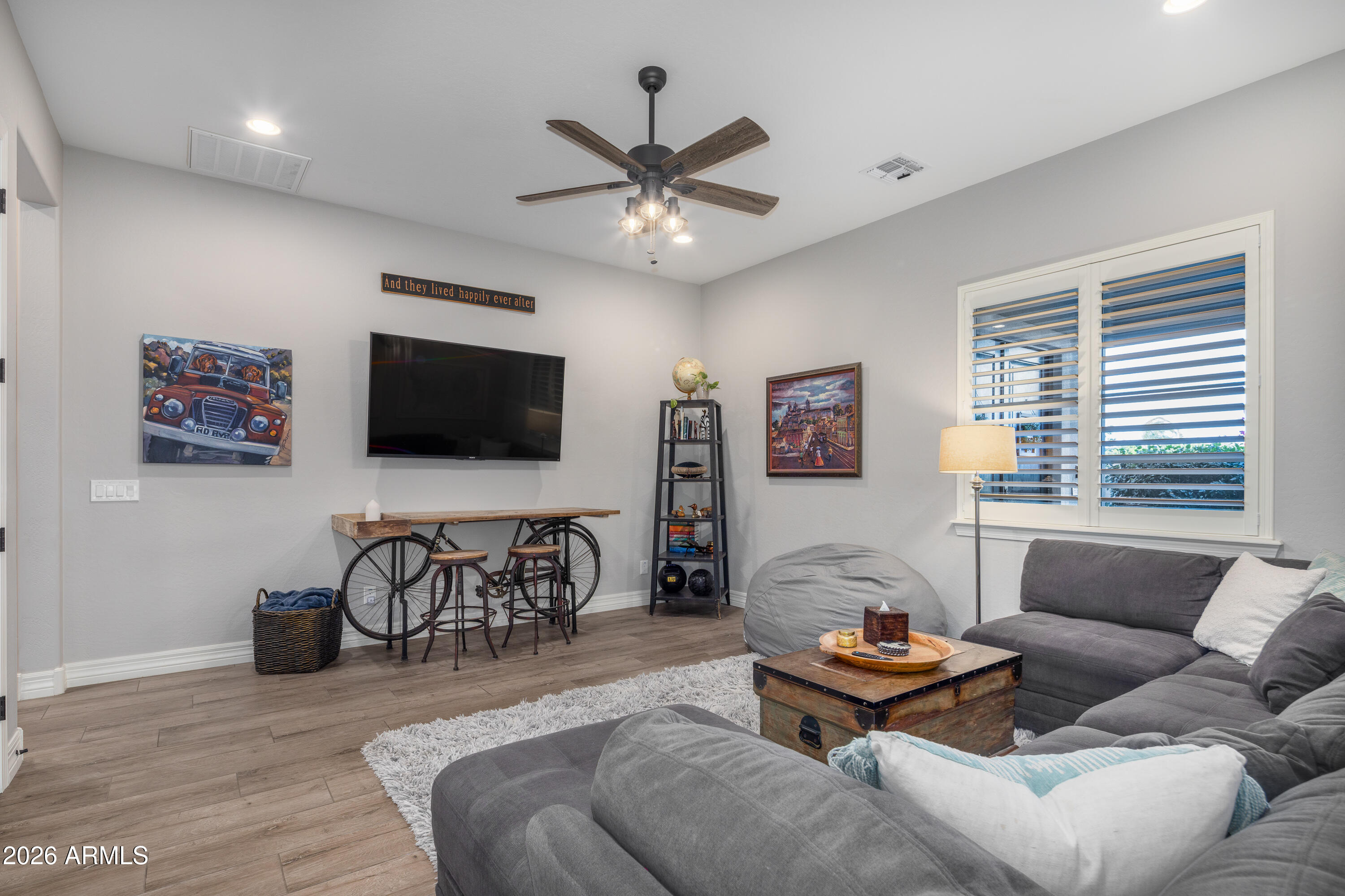 3672 E ARABIAN Drive