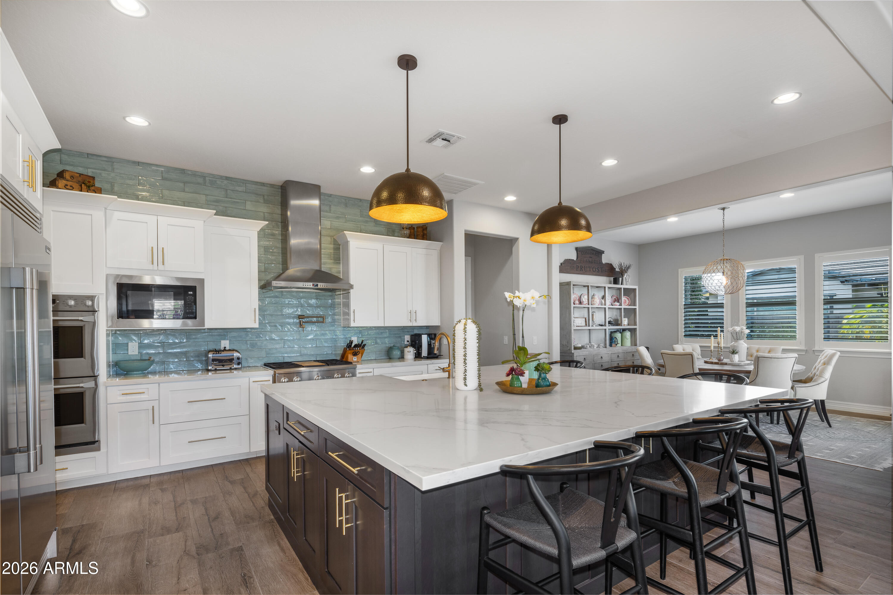 3672 E ARABIAN Drive