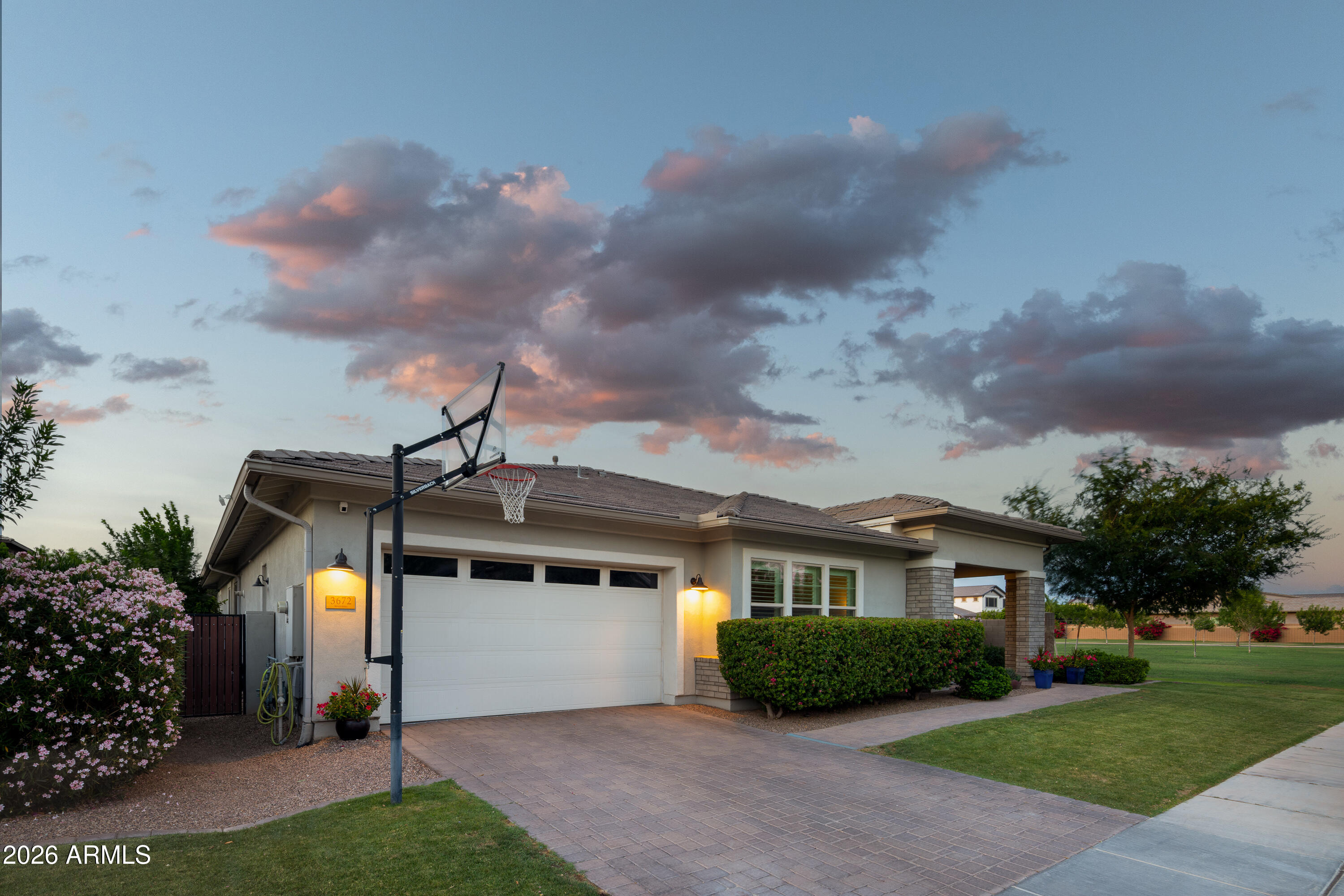 3672 E ARABIAN Drive
