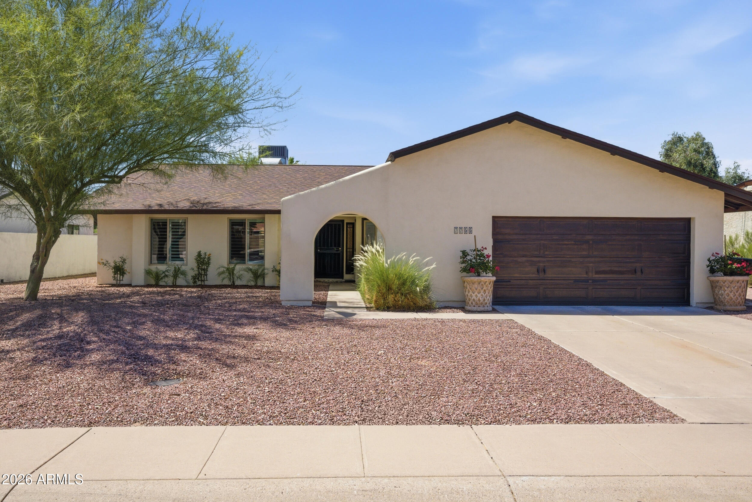 7755 E ROSE Lane E