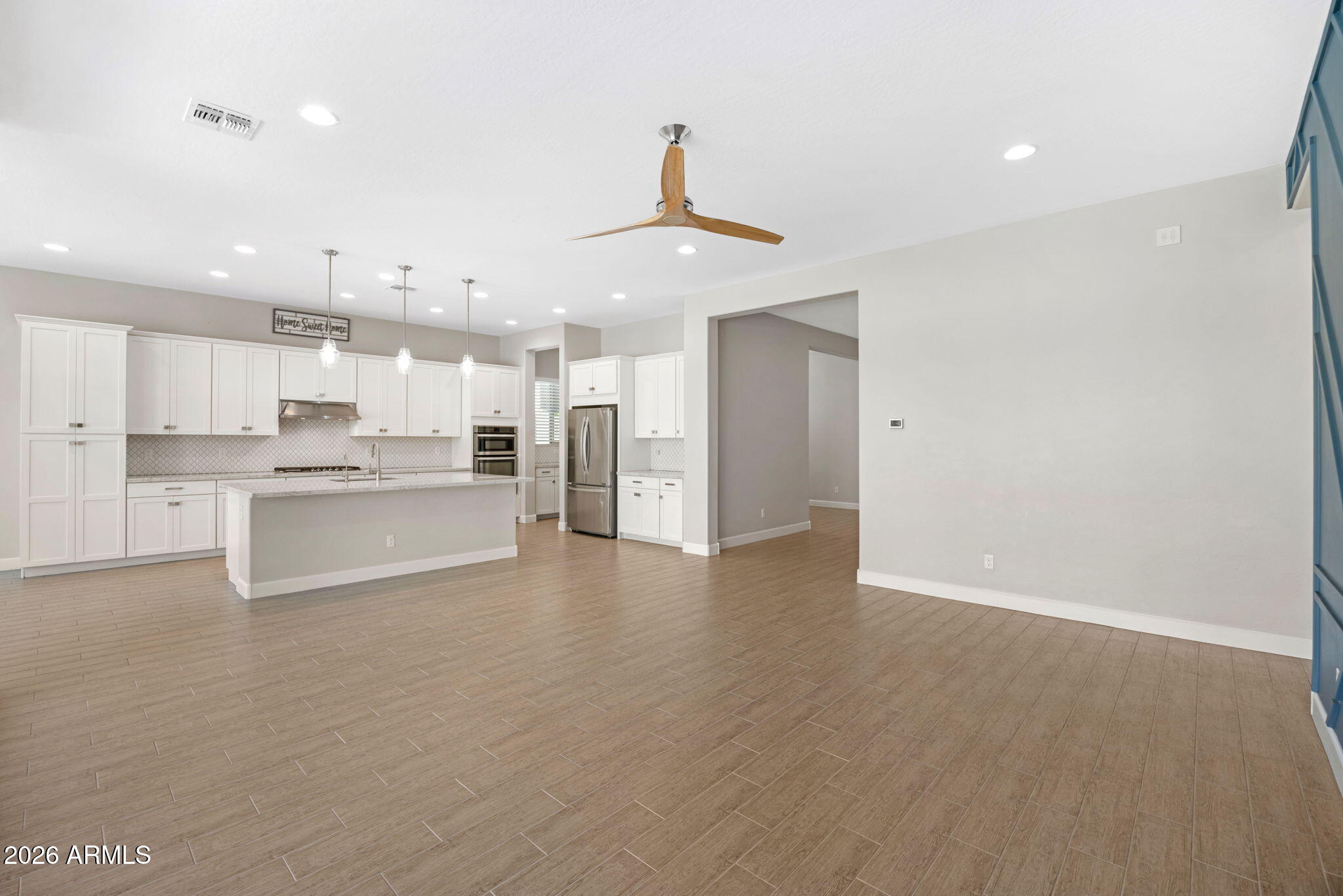 2860 E PINTO Drive