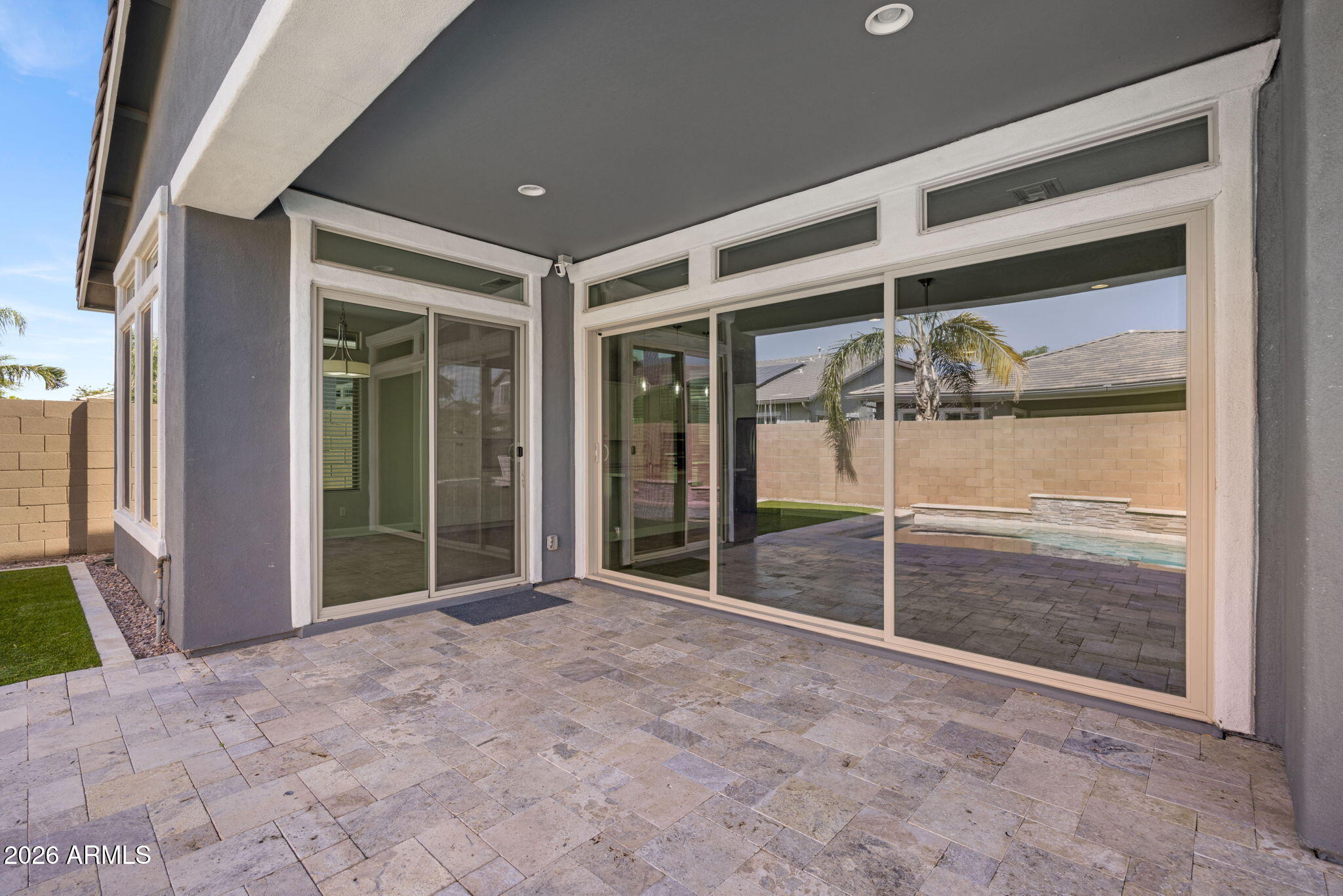 2860 E PINTO Drive