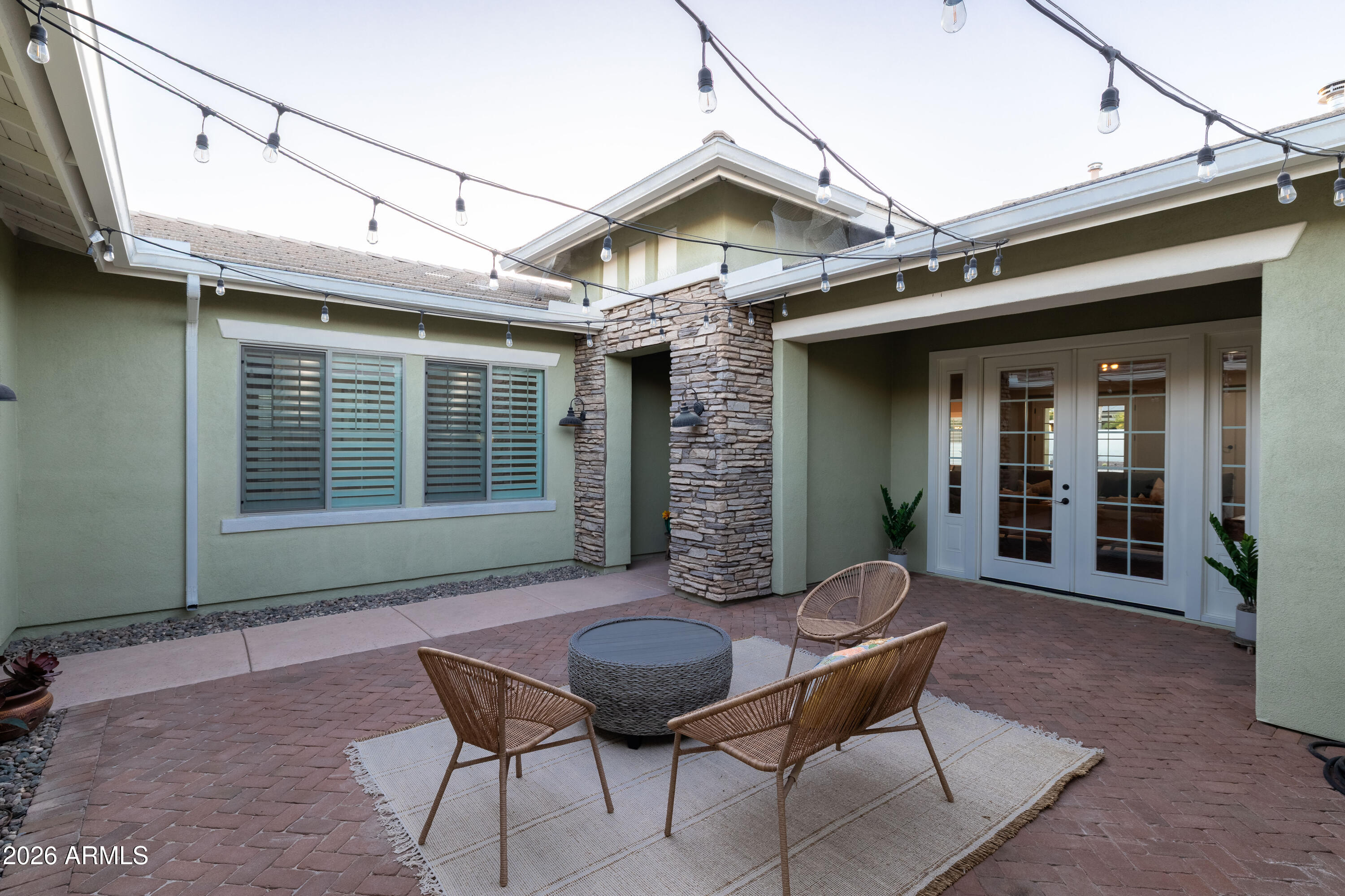 14542 W MOUNTAIN VIEW Drive