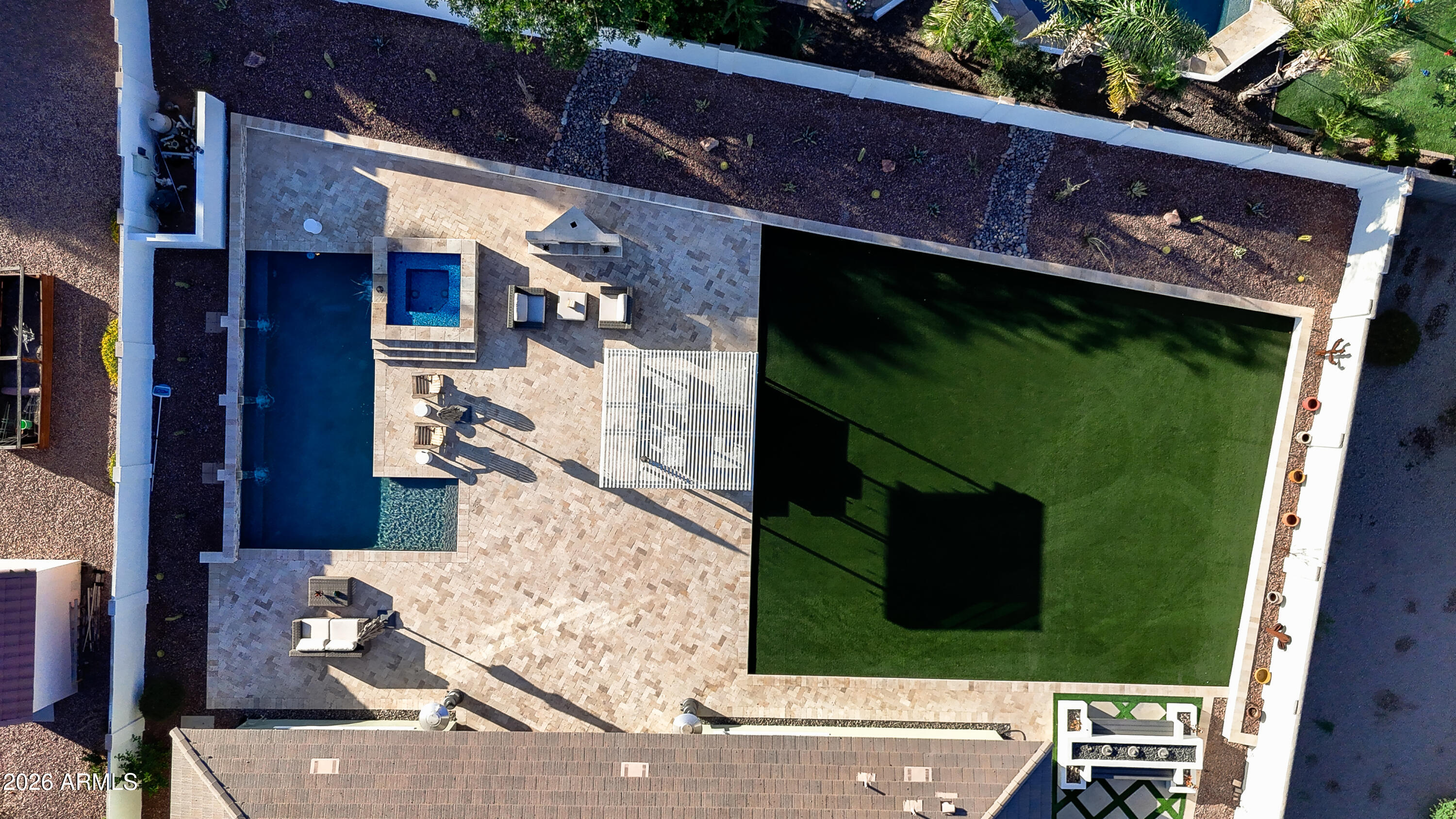 14542 W MOUNTAIN VIEW Drive