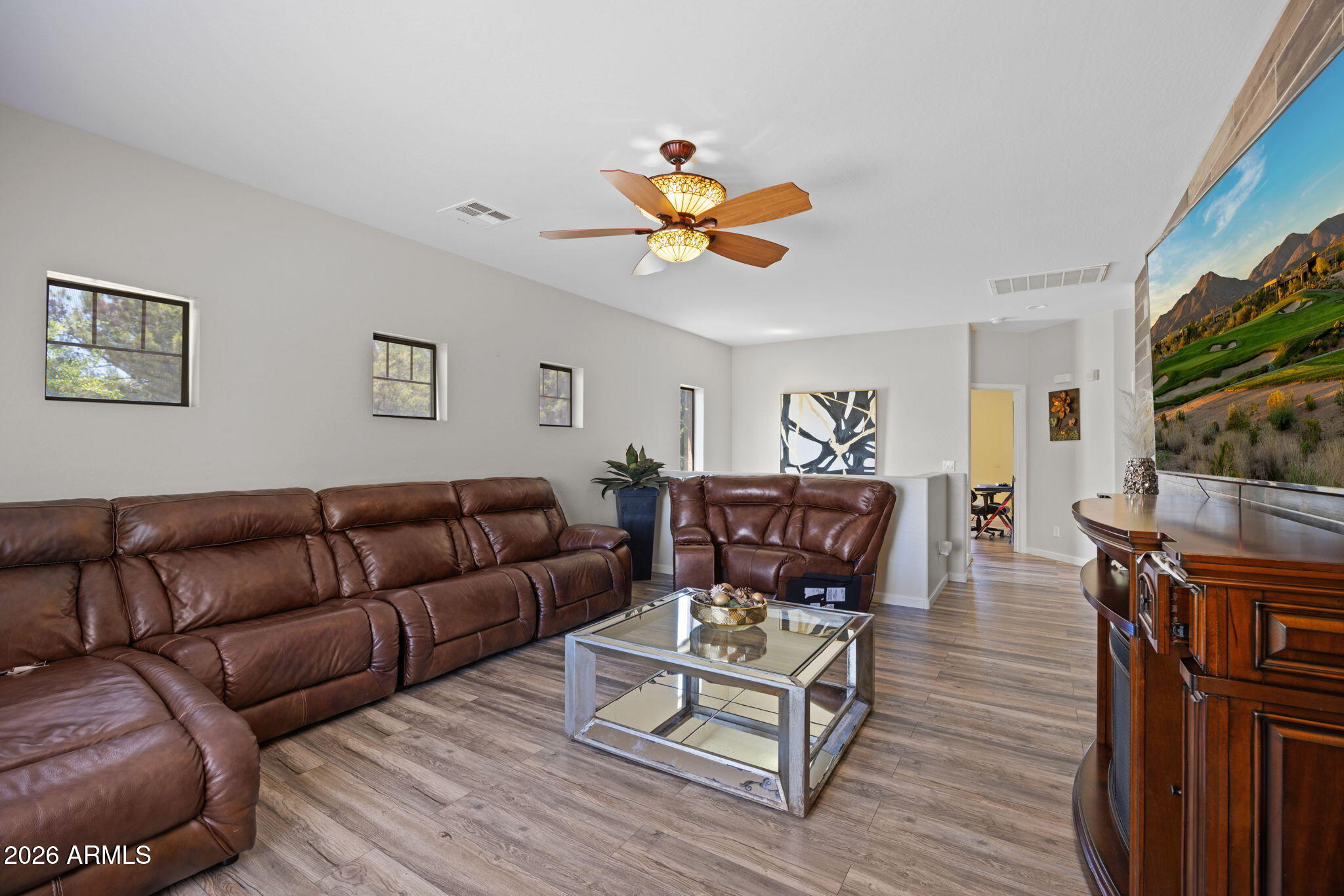 4226 E COTTON Court